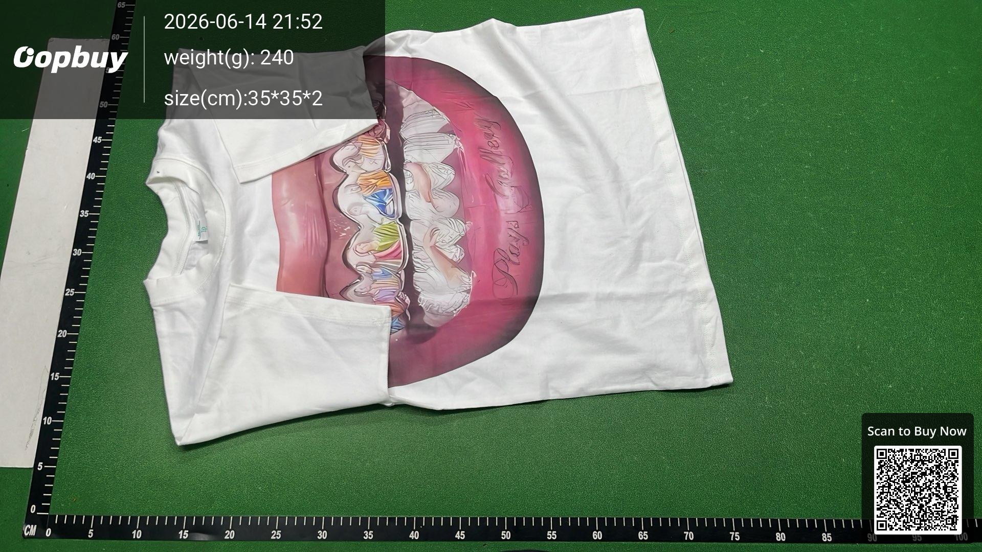 Foto QC 2 de Other T-shirt Y2K Teeth Graphic Black