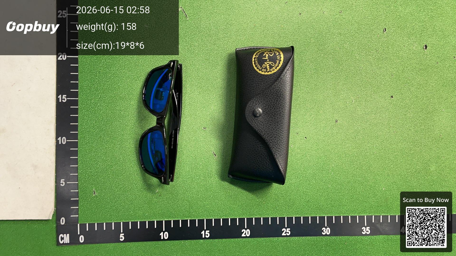 Foto QC 6 de Ray-Ban Wayfarer Acetate Sunglasses Black Black (RB2140)