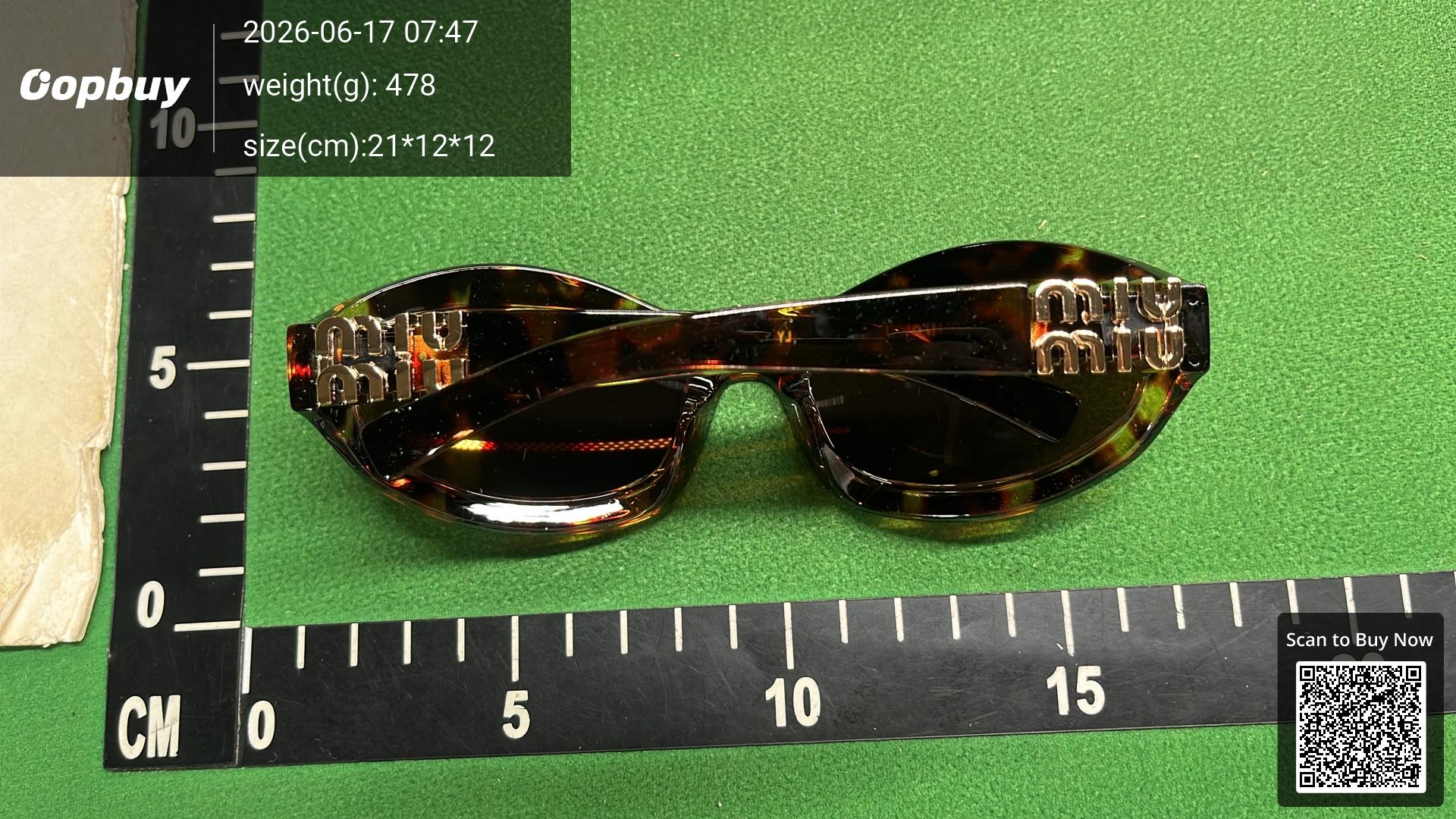 Foto QC 6 de Miu Miu Rectangle-Frame Acetate Sunglasses Black Black (SMU04Z)