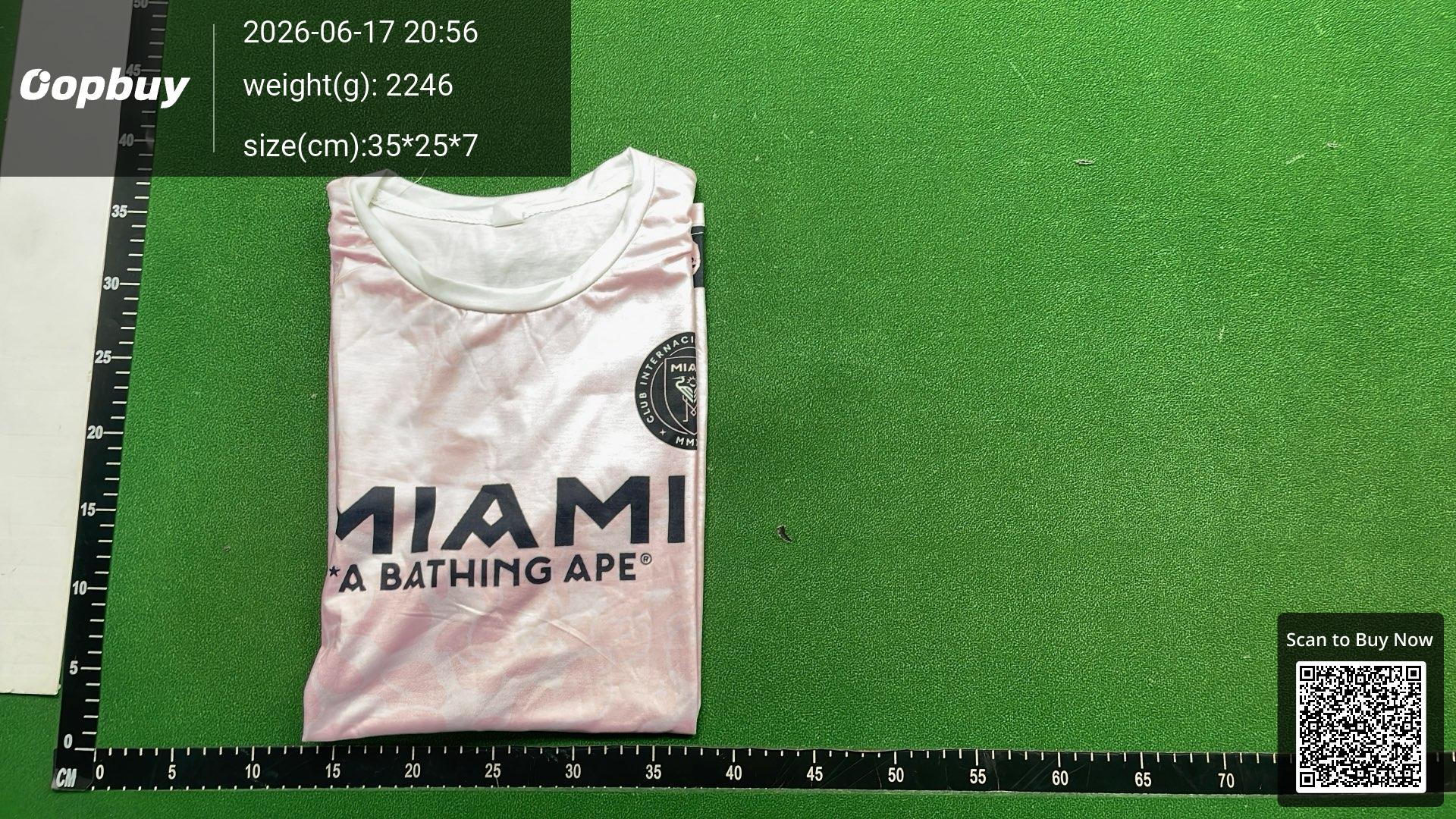 Foto QC 4 de BAPE T-shirt Big Ape Head Beige