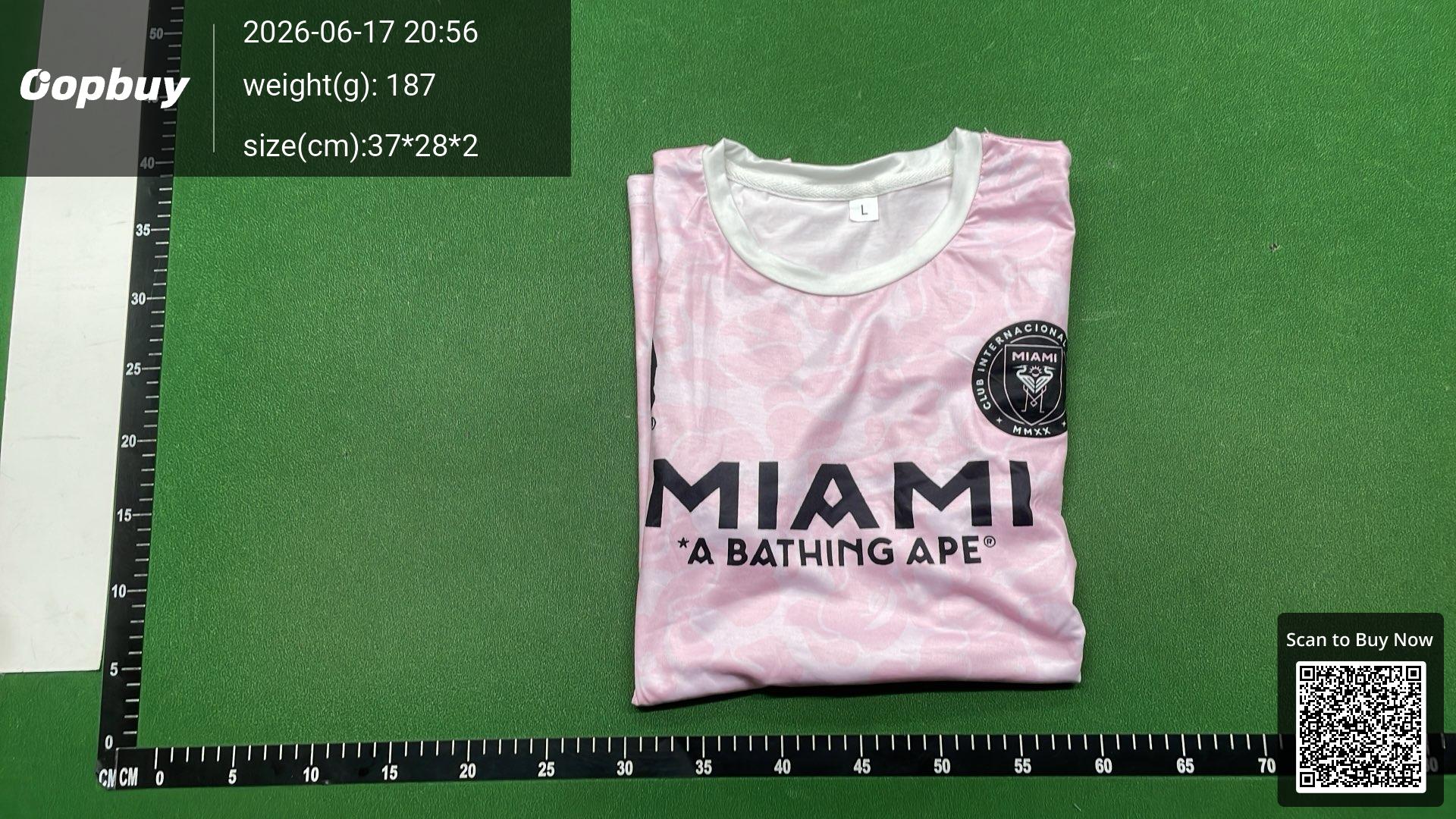 Foto QC 8 de BAPE T-shirt Big Ape Head Beige