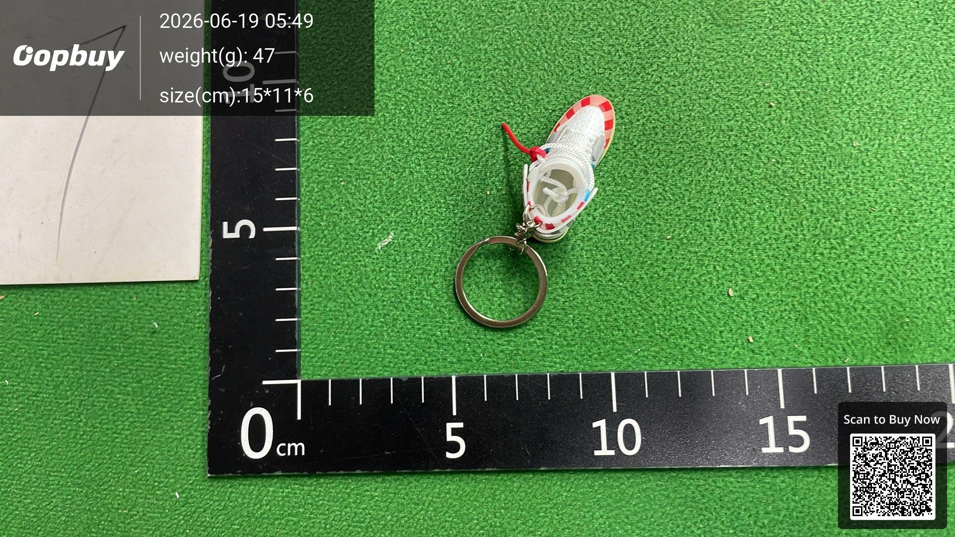 Foto QC 8 de Jordan OFF-WHITE Air Jordan 1 Keychain Green