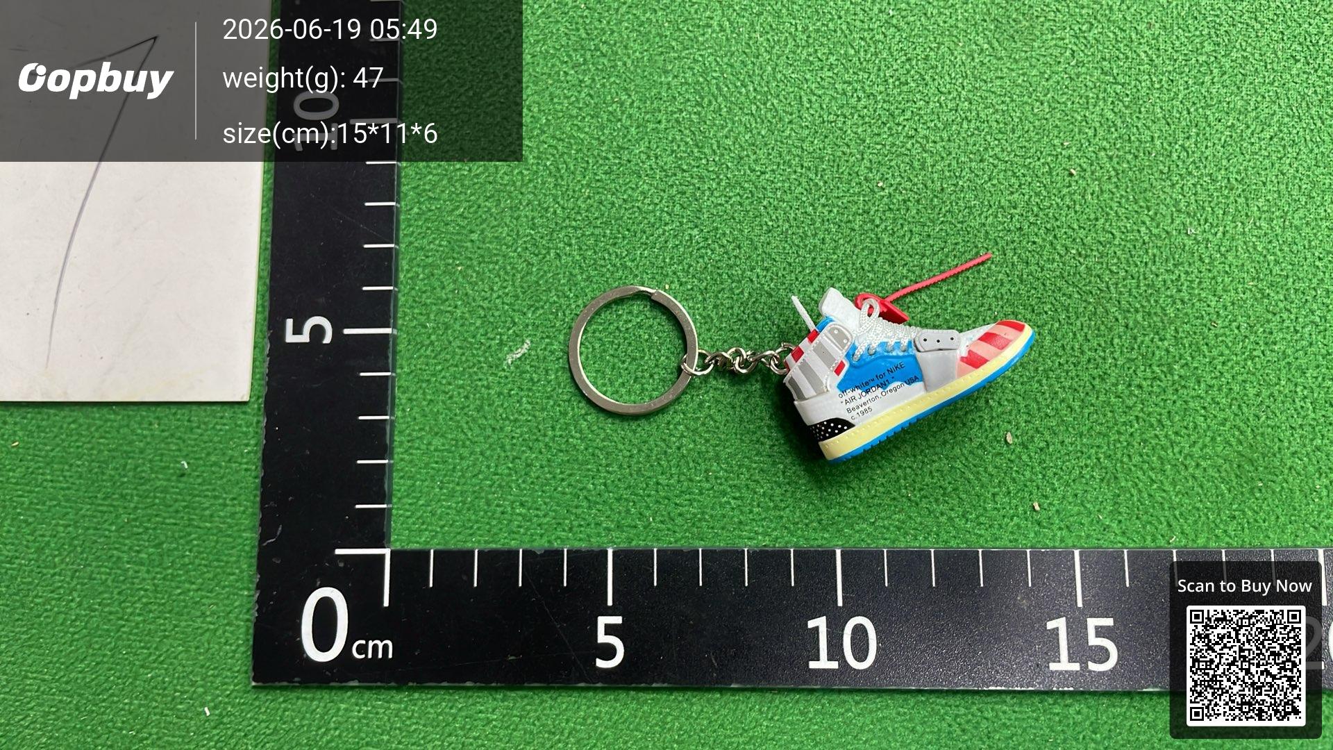 Foto QC 7 de Jordan OFF-WHITE Air Jordan 1 Keychain Green