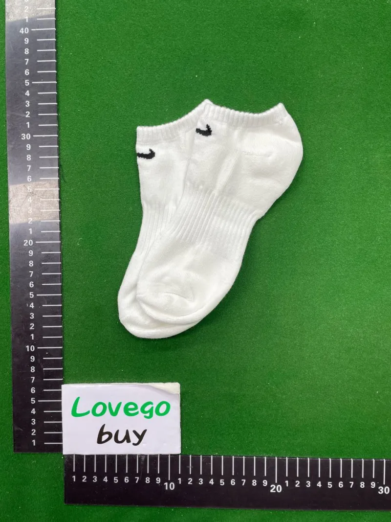 White terry-lined boat socks