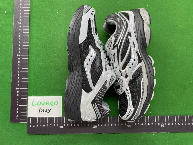 Black silver 36-47