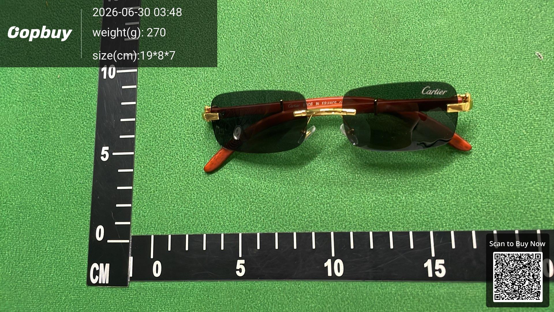 Foto QC 1 de Cartier Rectangle Rimless C Décor Metal Wood Sunglasses Gold Grey (074)
