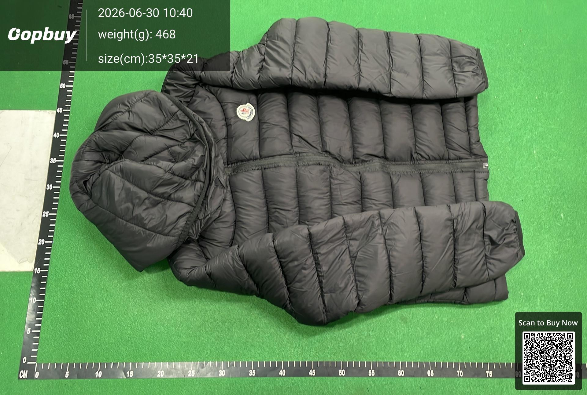 Foto QC 2 de Moncler Hybrid Puffer Jacket Down Hooded Black