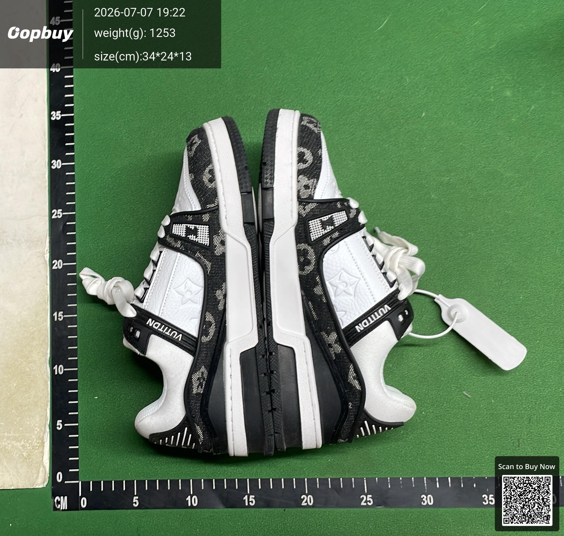 Foto QC 4 de Louis Vuitton Trainer Low Black White 8003