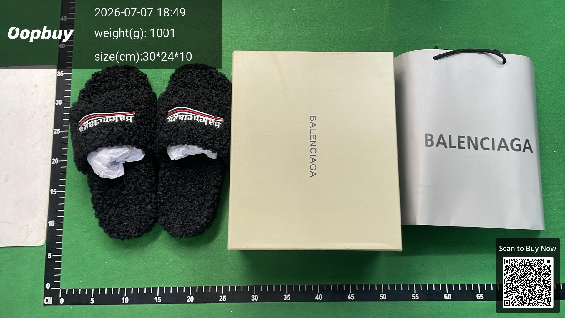 Foto QC 1 de Burberry Platform Slide Shearling Grey Embroidered Logo