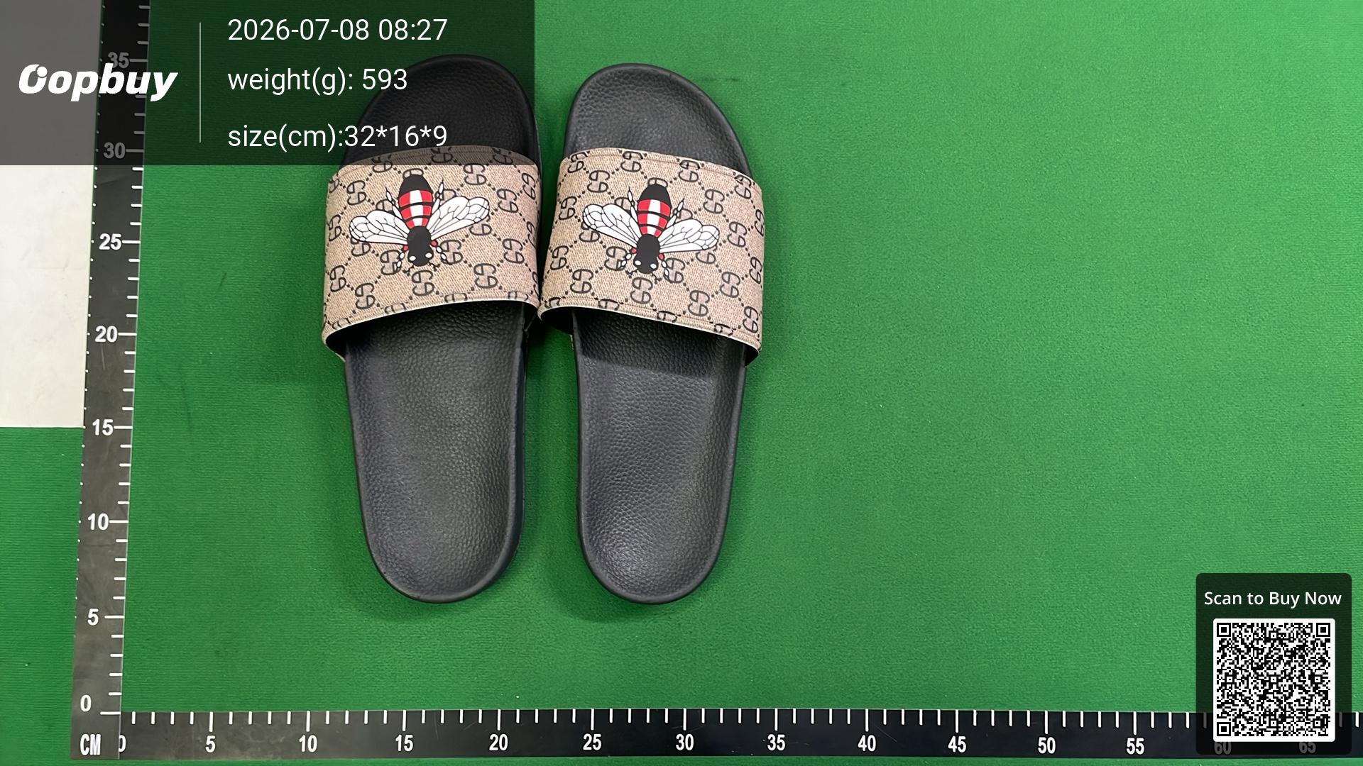 Foto QC 1 de Gucci Pursuit Slide Rubber Bee Print