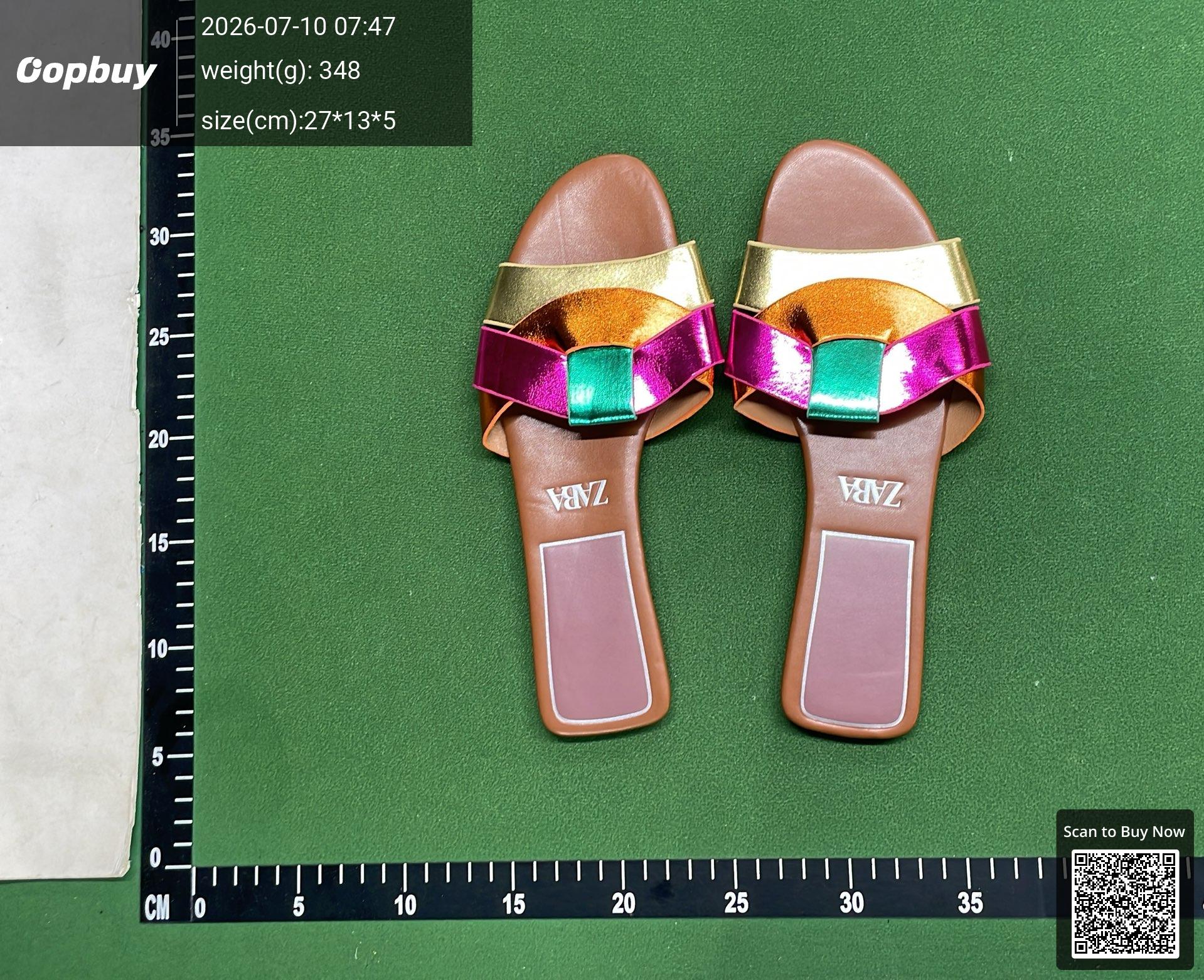 Foto QC 7 de Zara Cross Strap Slide Flat Gold