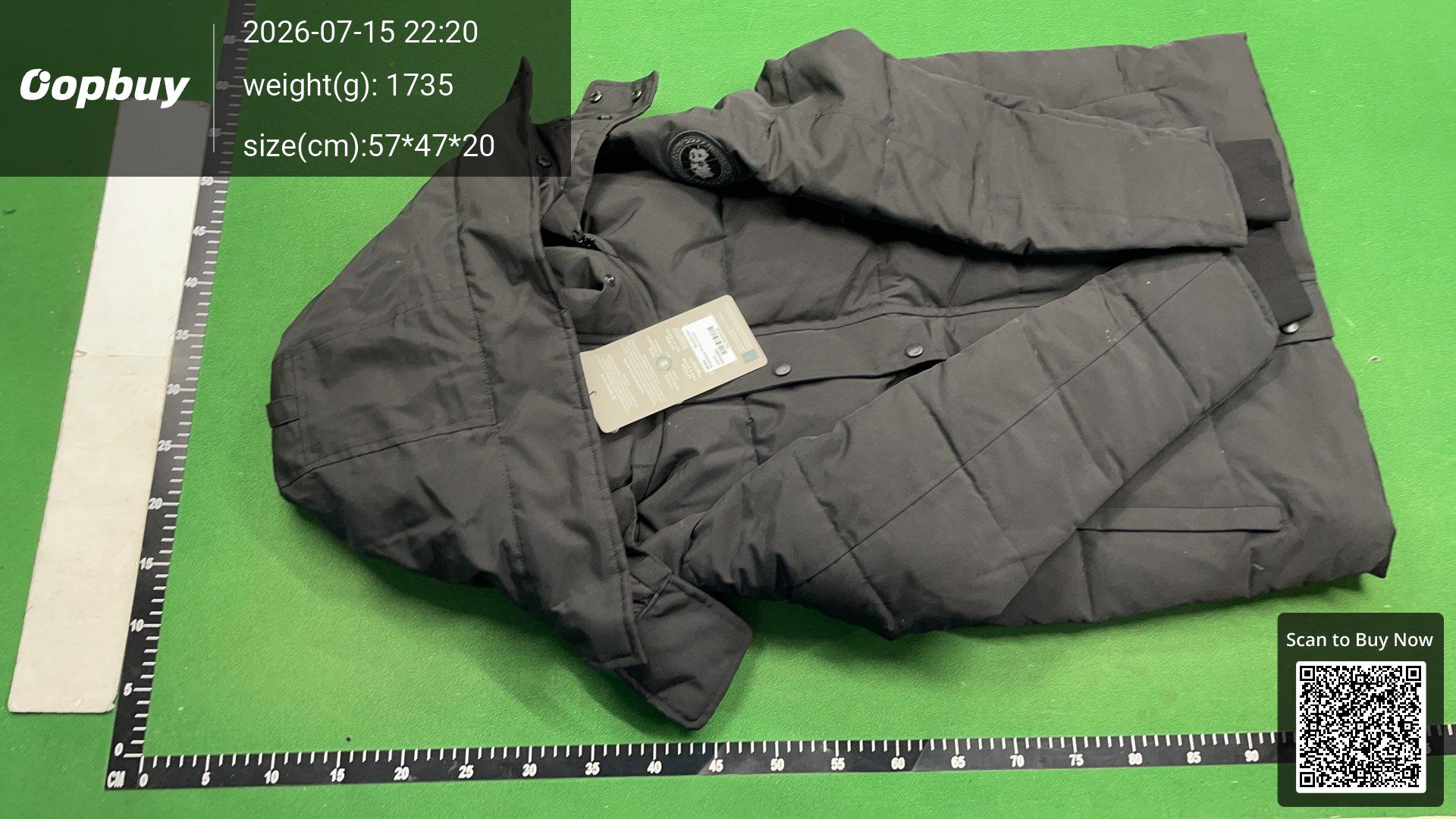 Foto QC 6 de Canada Goose Wyndham Down Jacket Fur Trim Black