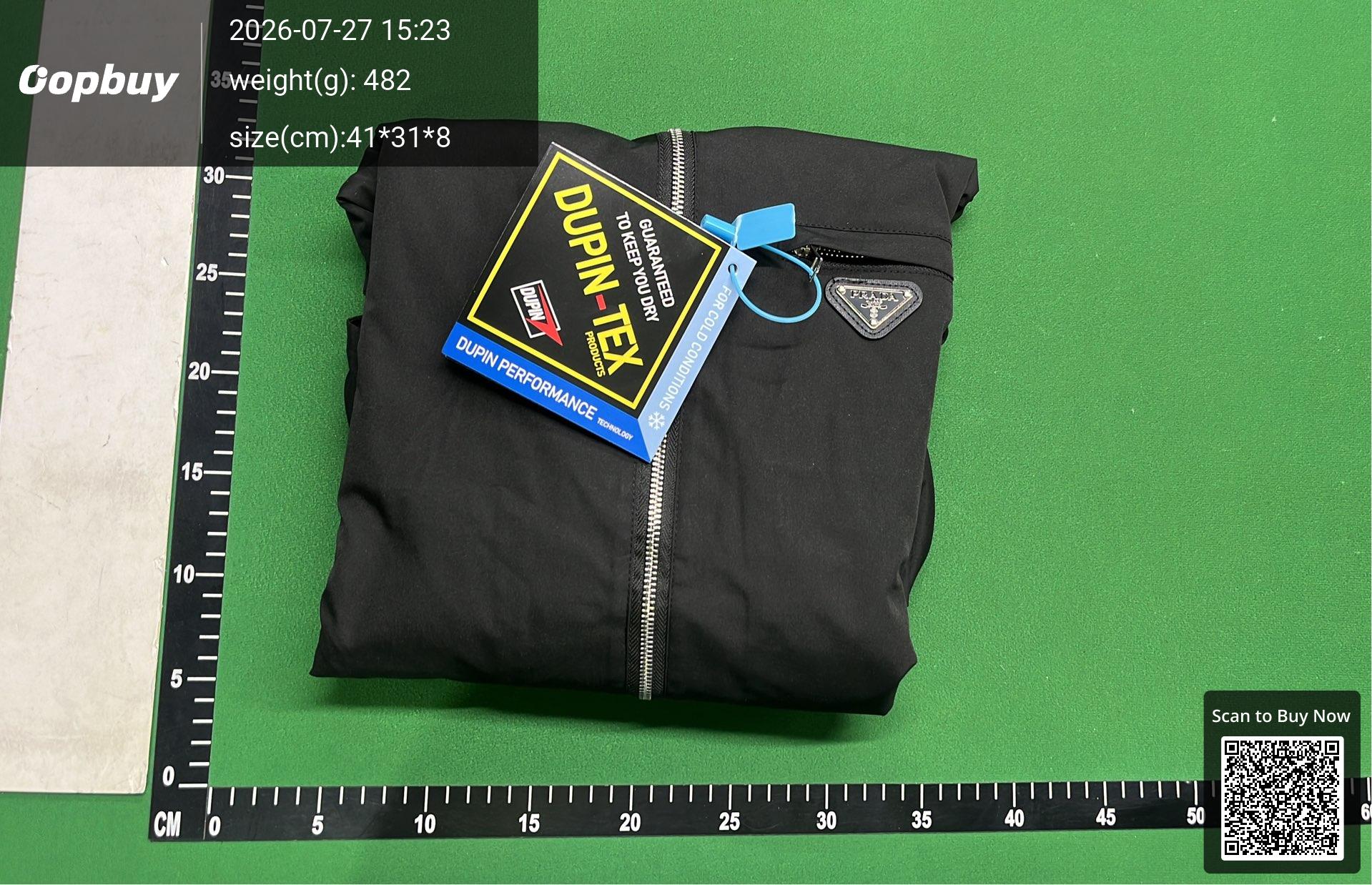 Foto QC 8 de Prada Linea Rossa Hooded Jacket Nylon Black