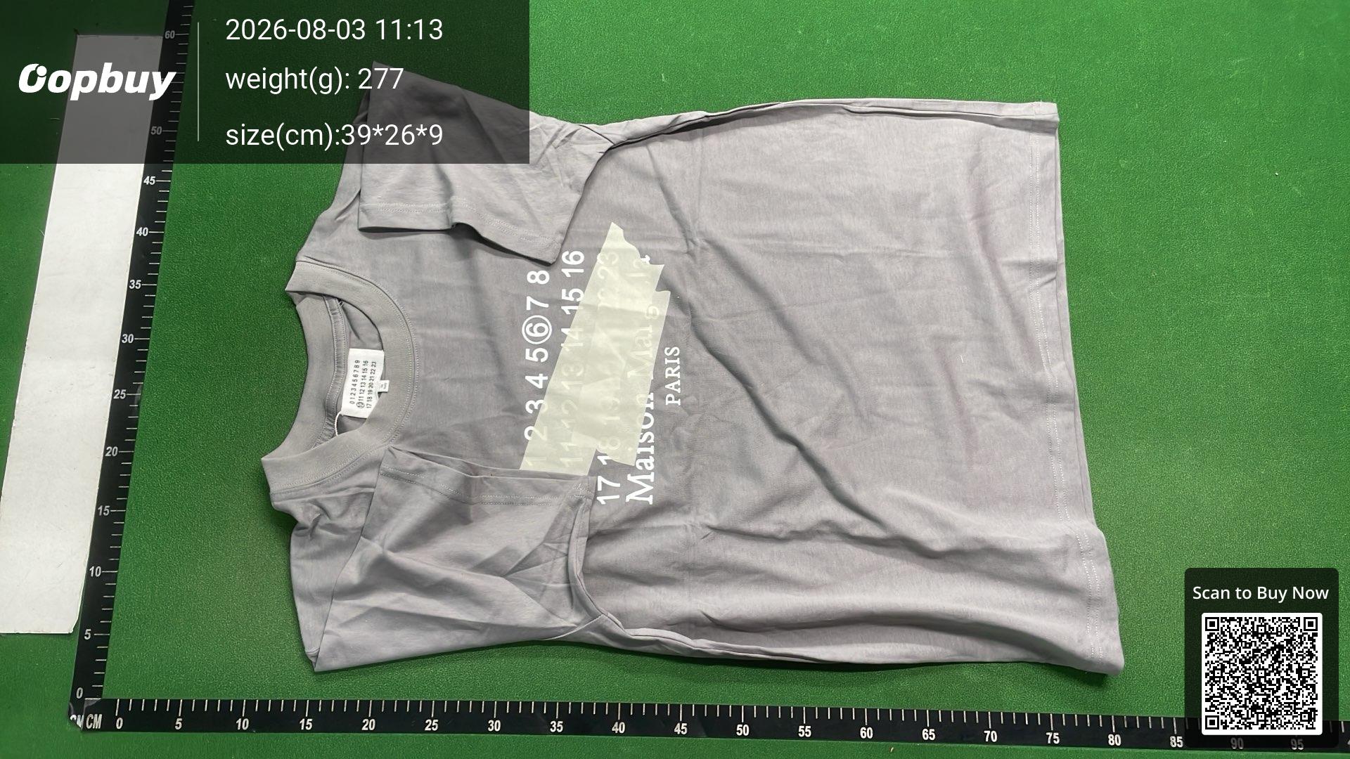 Foto QC 2 de Maison Margiela T-shirt Numeric Logo Black
