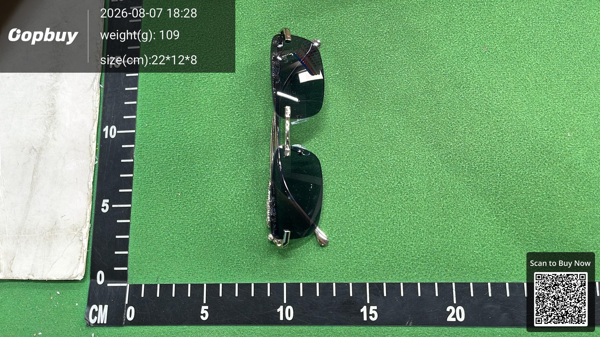 Foto QC 5 de Cartier Panthère Rectangular Rimless Metal Sunglasses Silver Clear (2026)