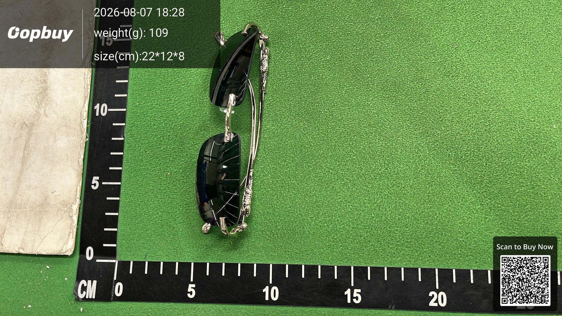 Foto QC 6 de Cartier Panthère Rectangular Rimless Metal Sunglasses Silver Clear (2026)
