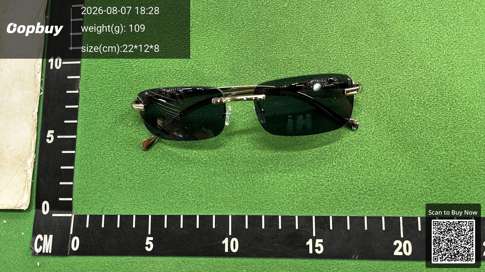 Foto QC 7 de Cartier Panthère Rectangular Rimless Metal Sunglasses Silver Clear (2026)