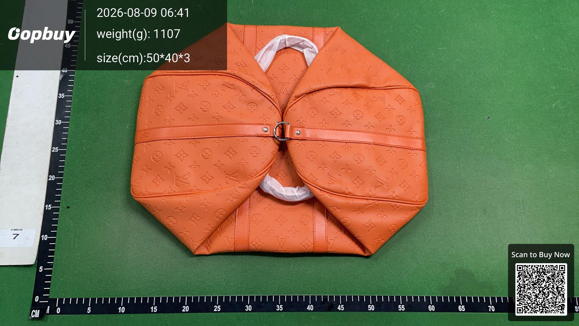 Foto QC 4 de Louis Vuitton Keepall Bandouliere 50 Monogram Sunset