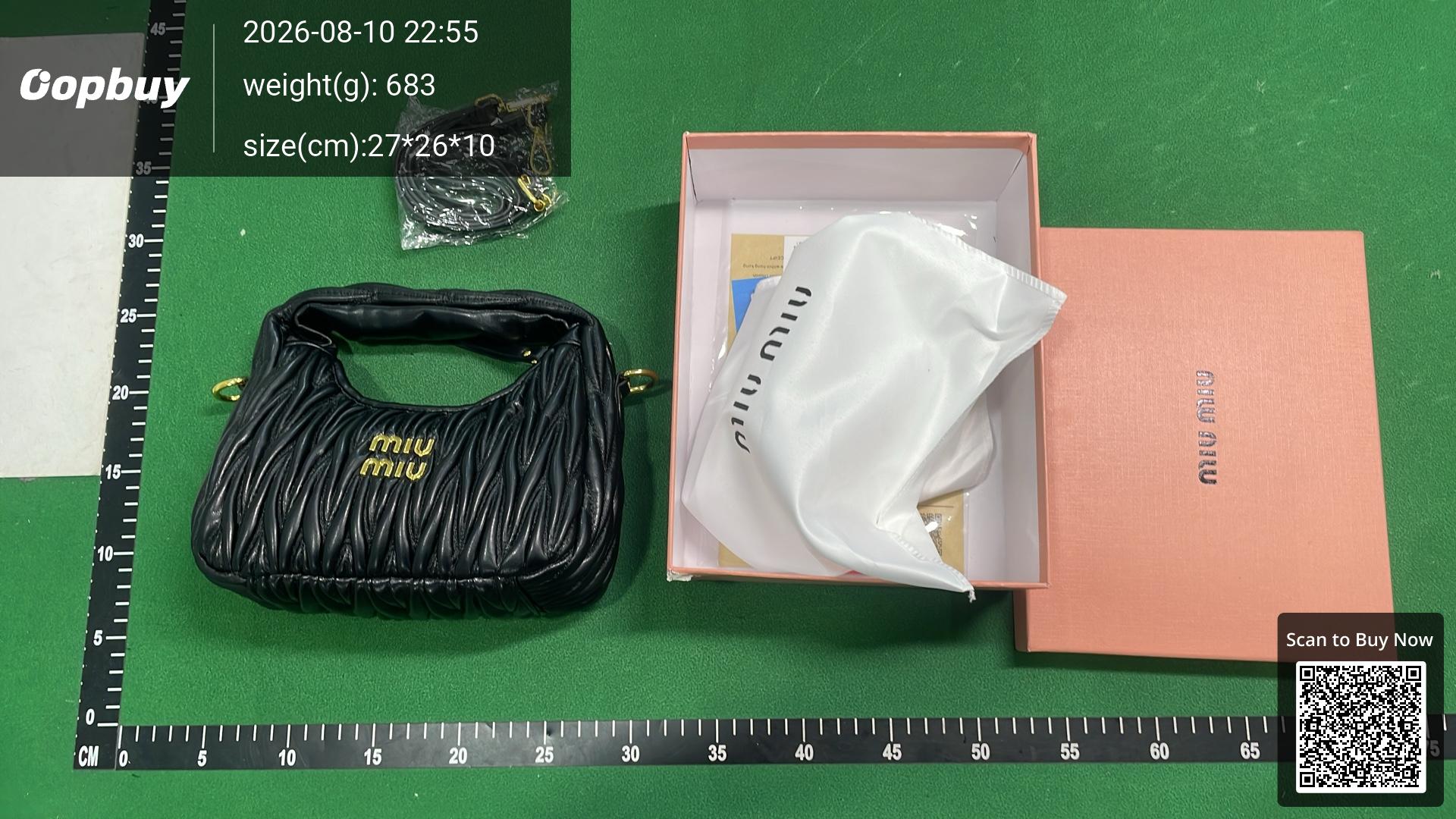 Foto QC 6 de Miu Miu Wander Mini Black Matelassé Leather