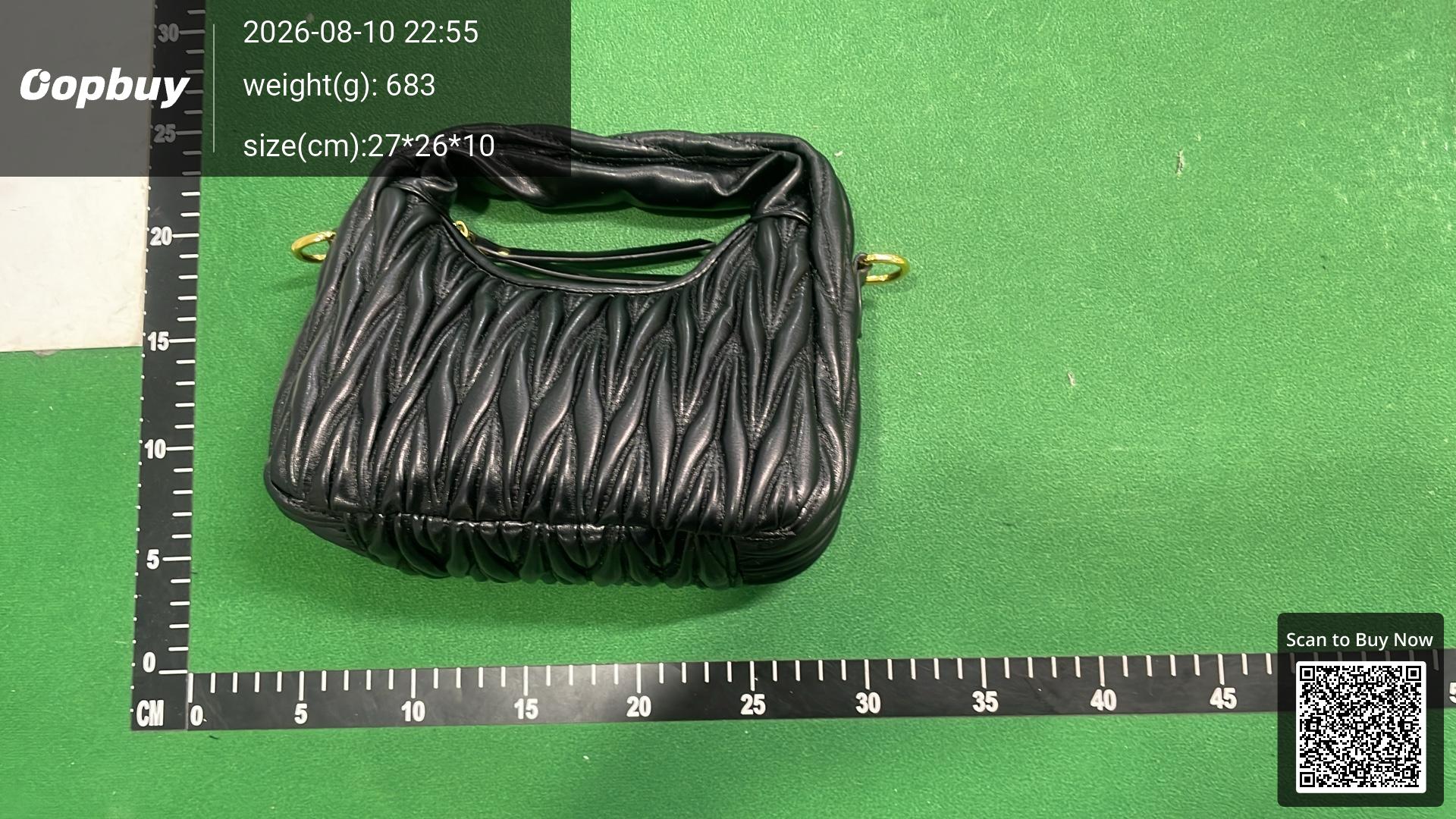 Foto QC 5 de Miu Miu Wander Mini Black Matelassé Leather