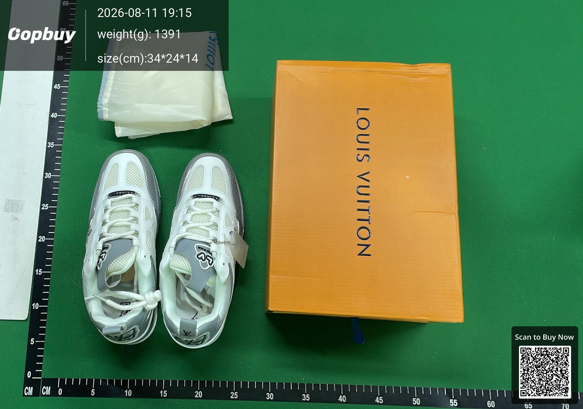 Foto QC 7 de Louis Vuitton LV Skate Sneaker Red Mesh Suede Double Laces