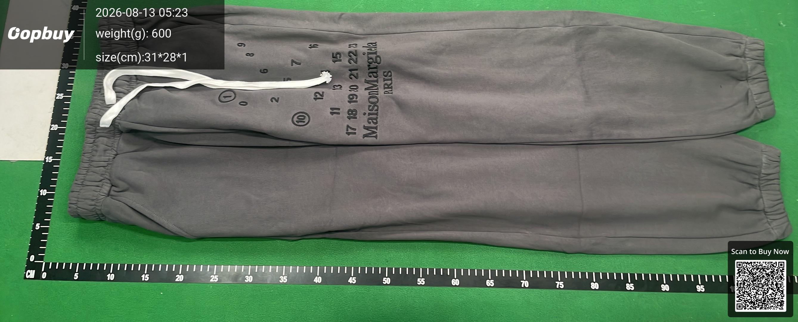 Foto QC 6 de Maison Margiela Sweatpants Numeric Logo Print Grey