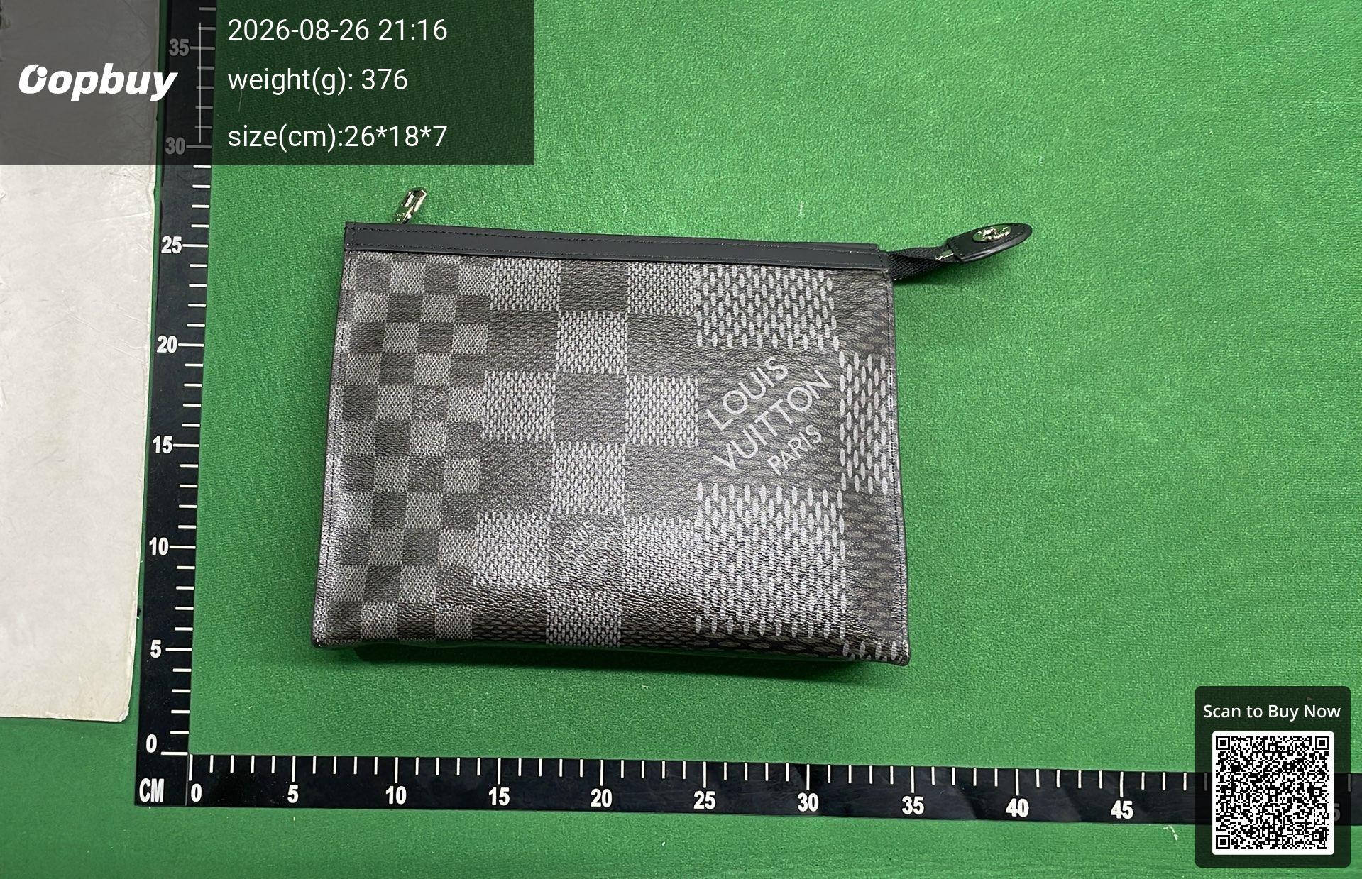 Foto QC 4 de Louis Vuitton Pochette Voyage MM Monogram Eclipse LV Graffiti Multicolor