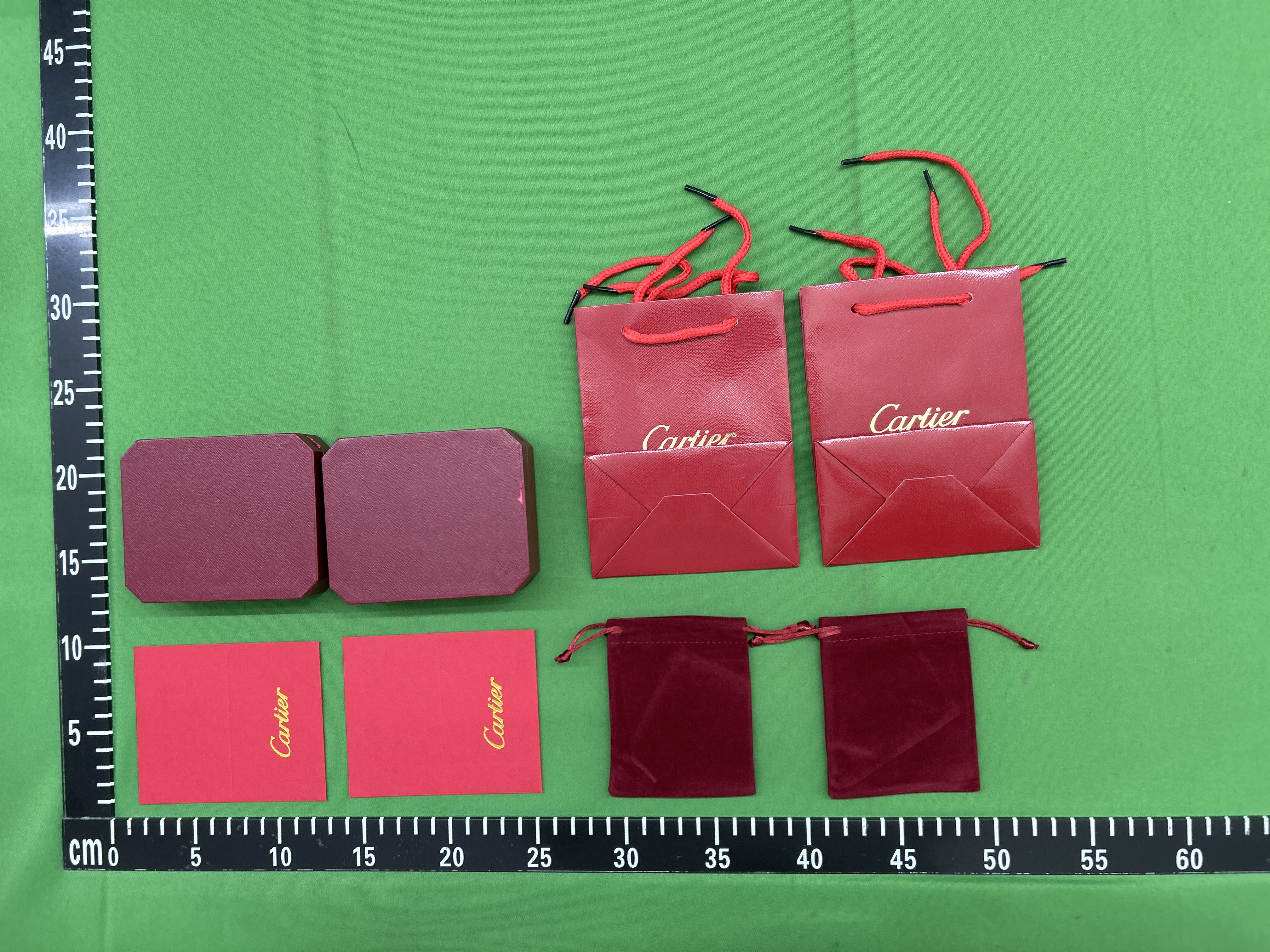 Foto QC 5 de Cartier Love Bracelet Yellow Gold Diamond Gold