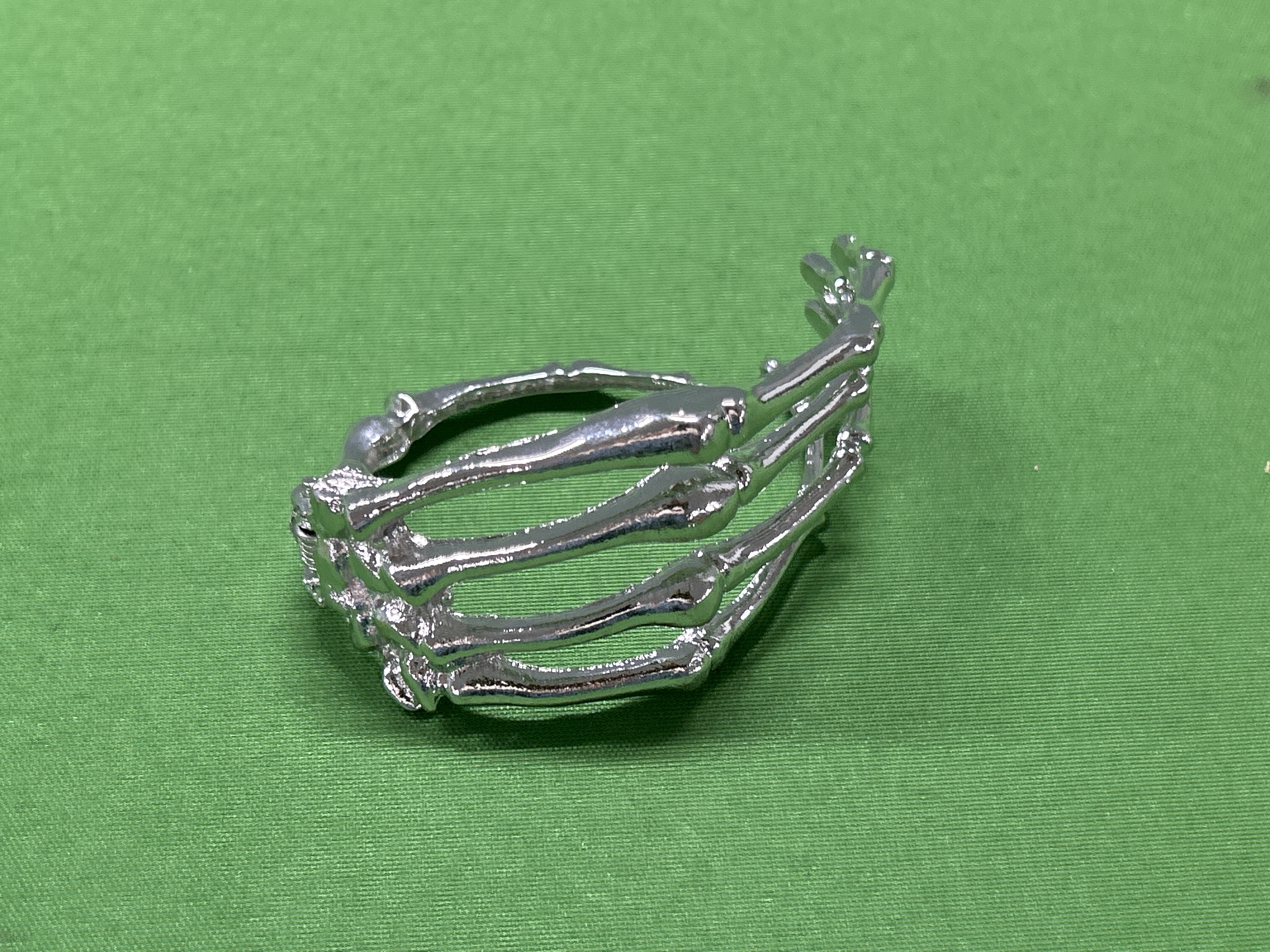Foto QC 5 de Raf Simons Skeleton Claw Bracelet Metal Silver