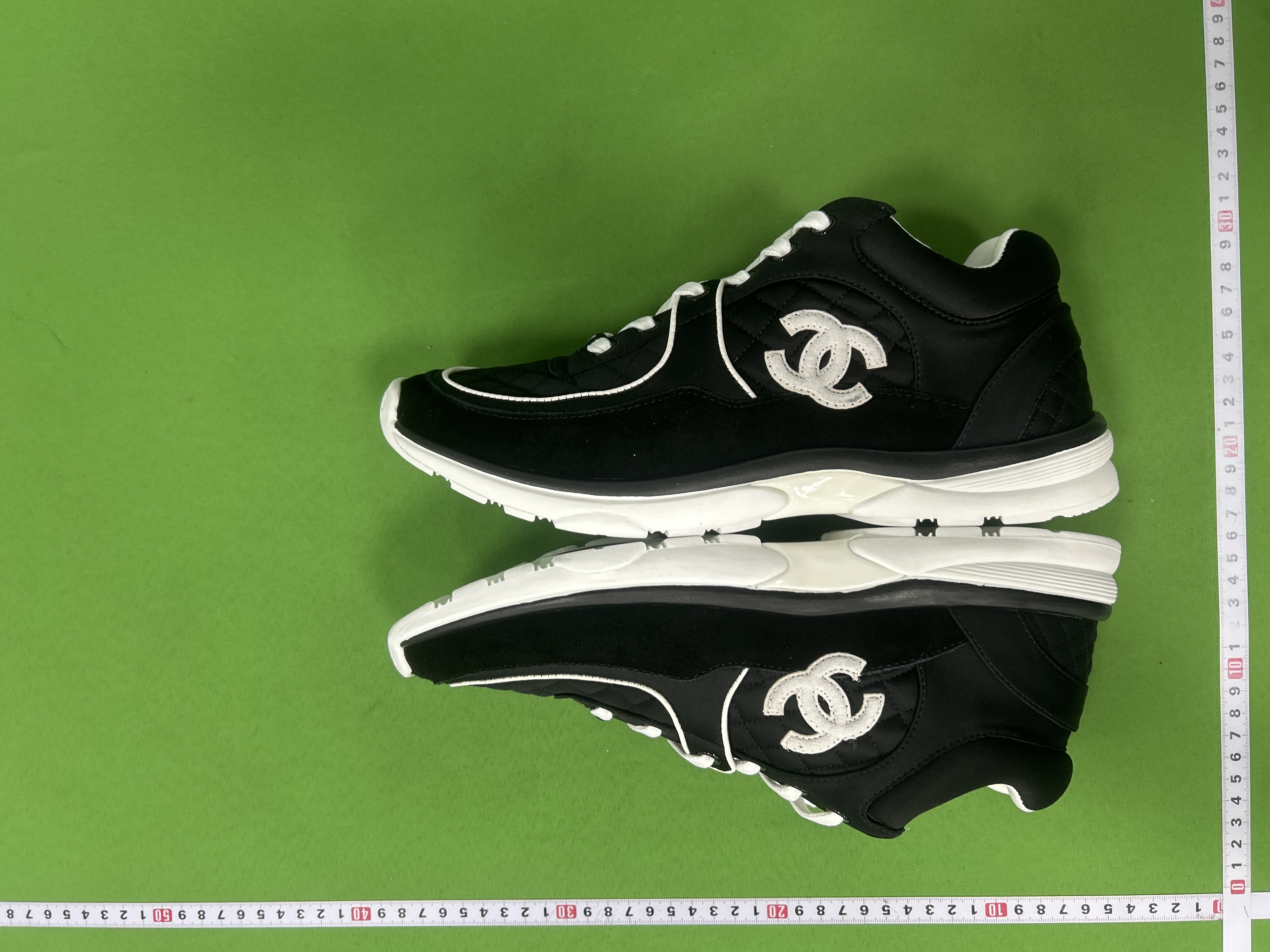 Foto QC 5 de Chanel Espadrilles Suede Pearl CC Logo Studded Black