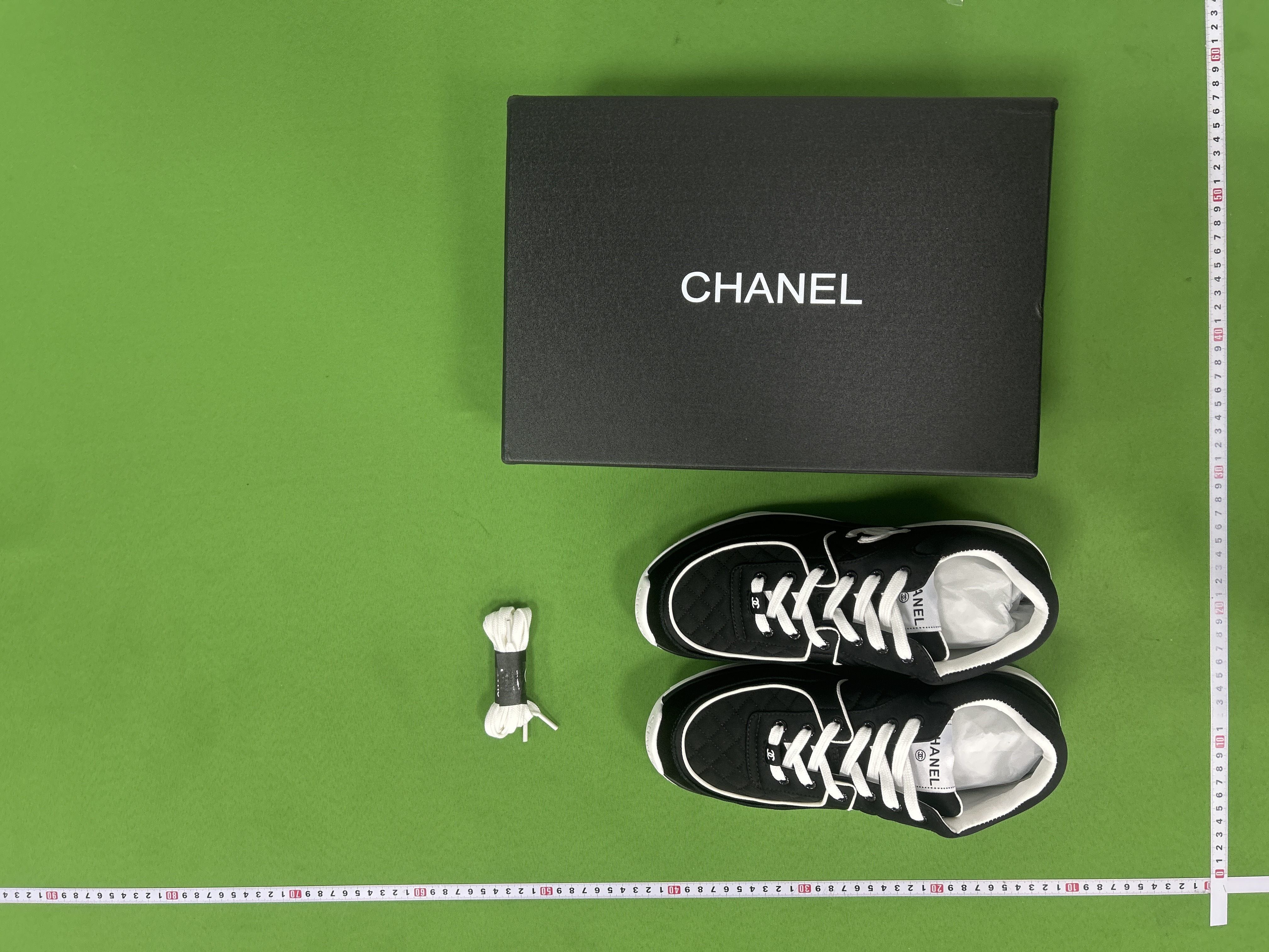 Foto QC 1 de Chanel Espadrilles Suede Pearl CC Logo Studded Black