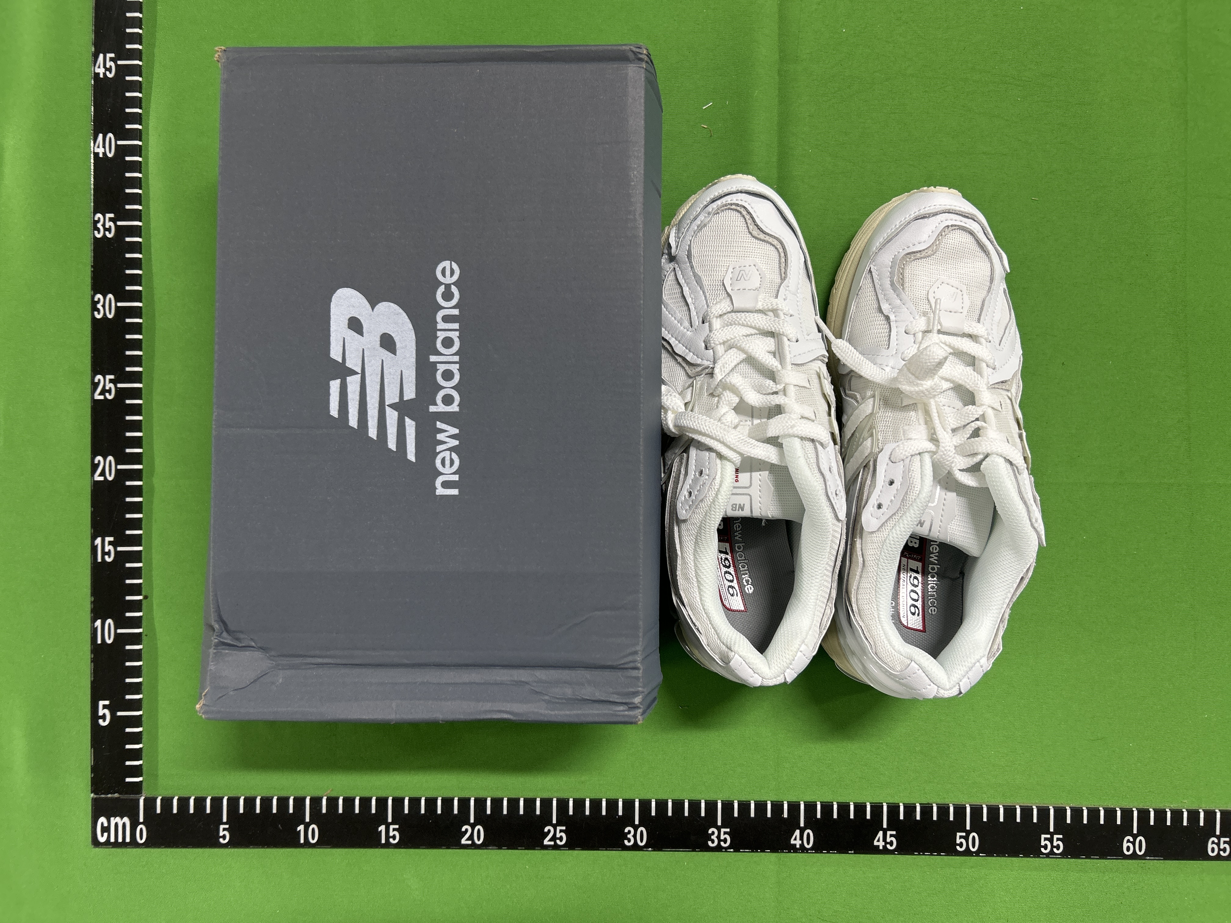 Foto QC 2 de New Balance 1906D Protection Pack White M1906DE