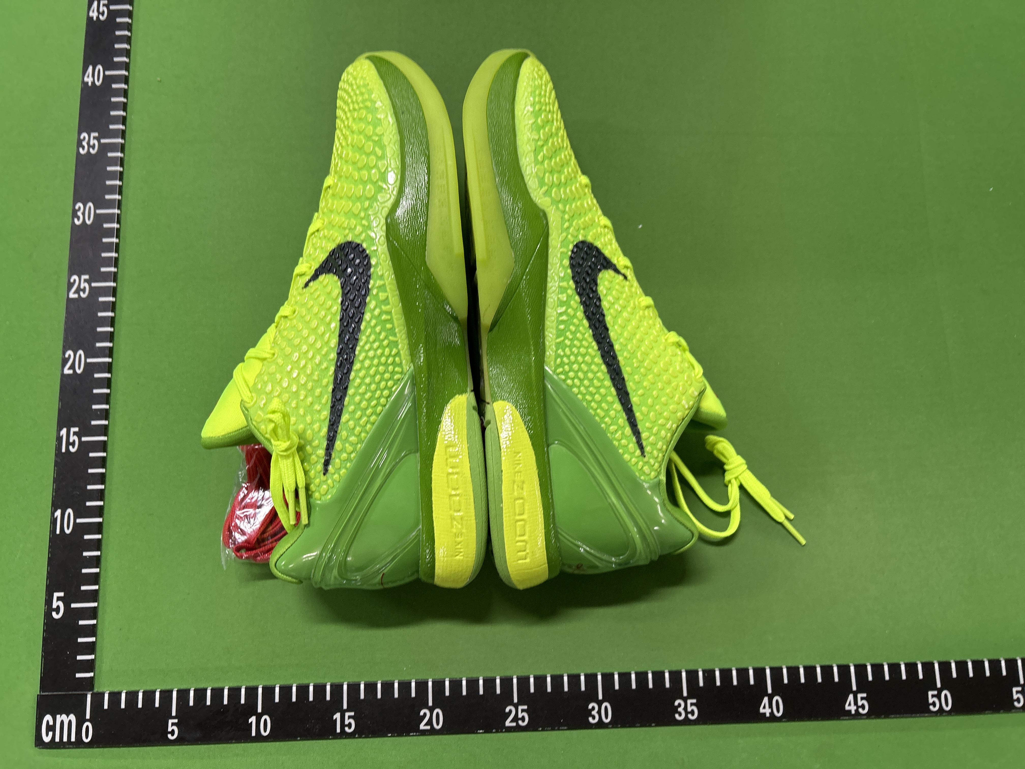 Foto QC 5 de Nike Kobe 6 Protro Pop