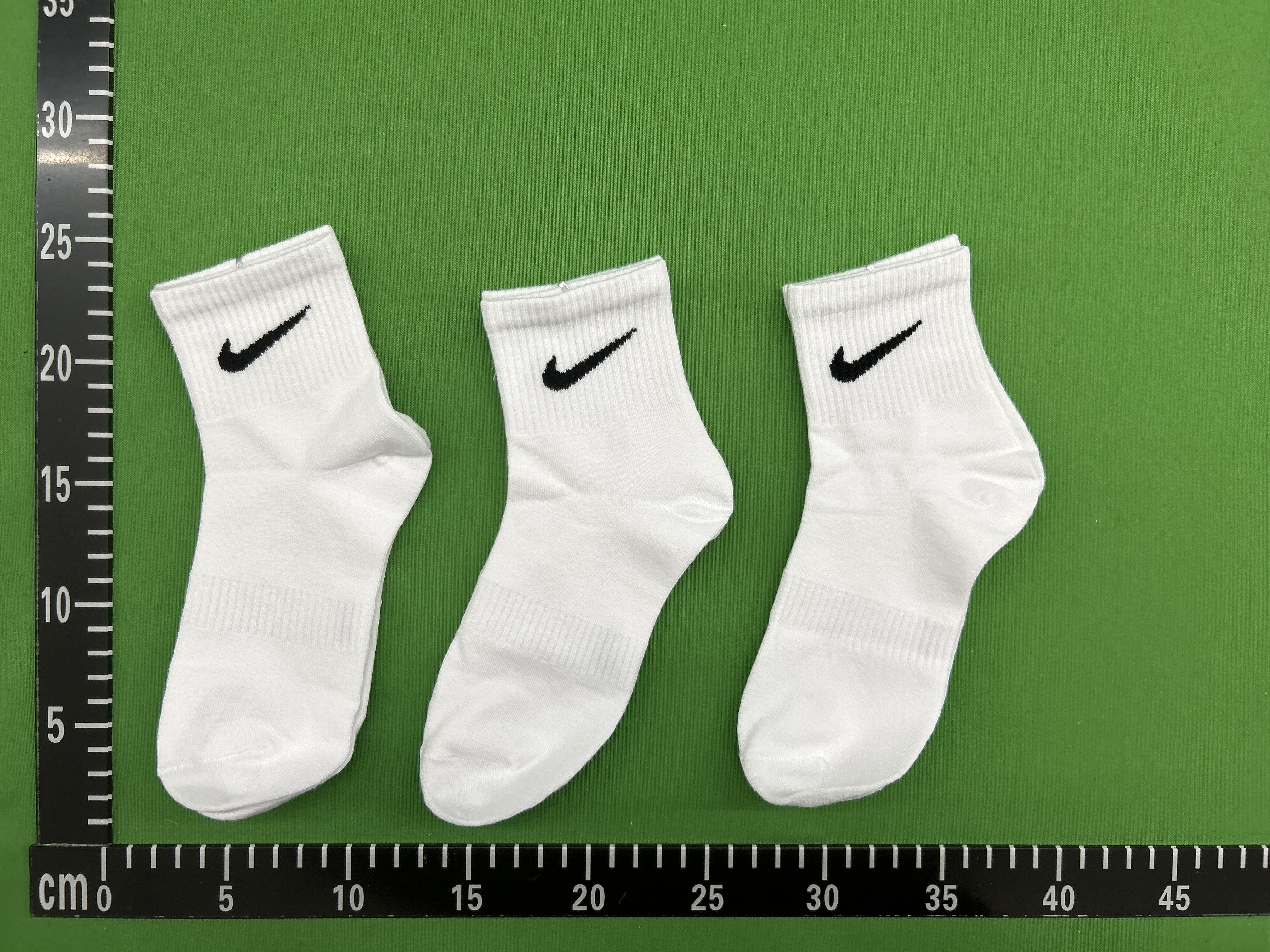Foto QC 7 de Nike Crew Socks Cotton Ribbed Black White Grey