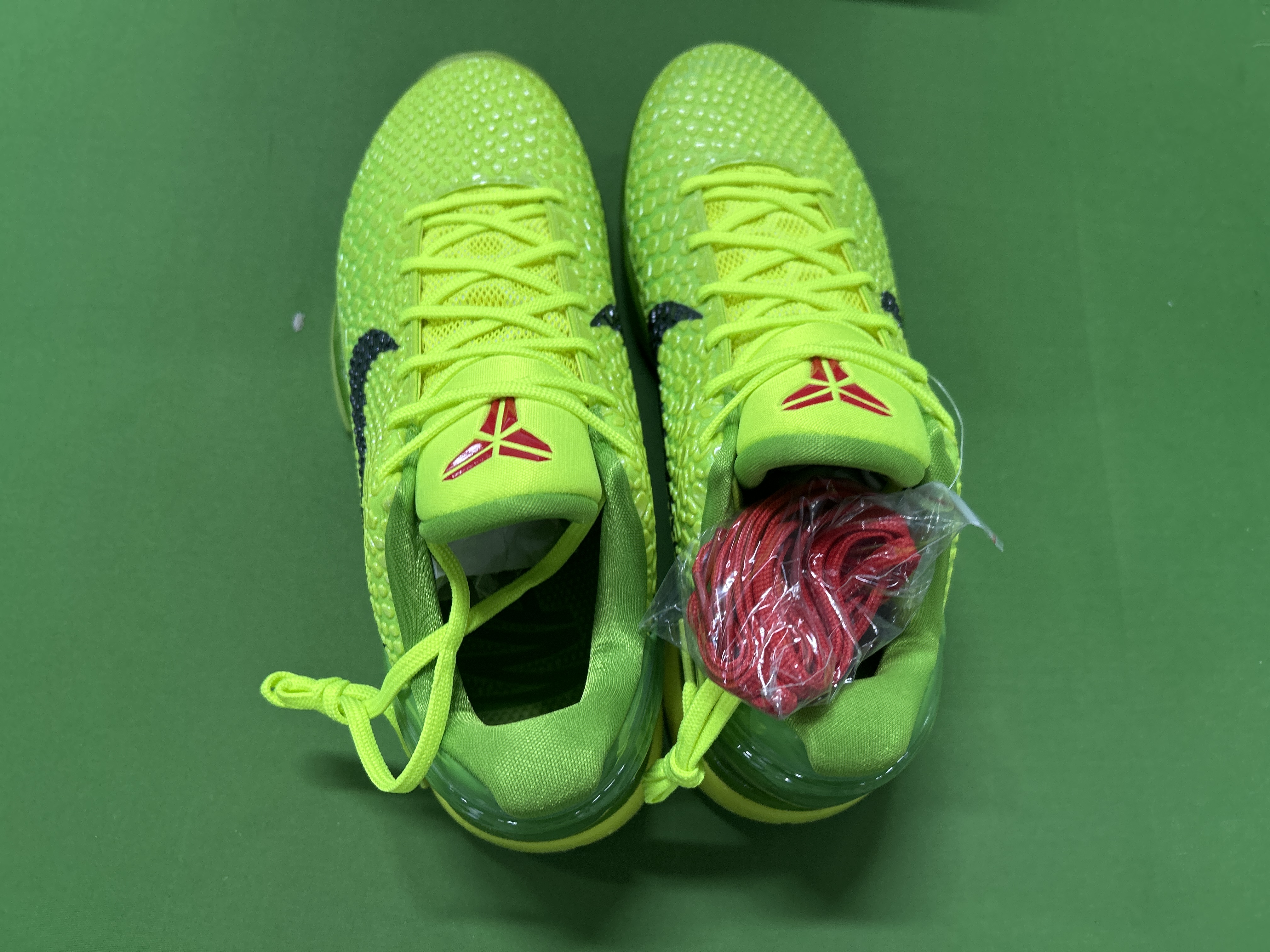 Foto QC 3 de Nike Kobe 6 Protro Pop