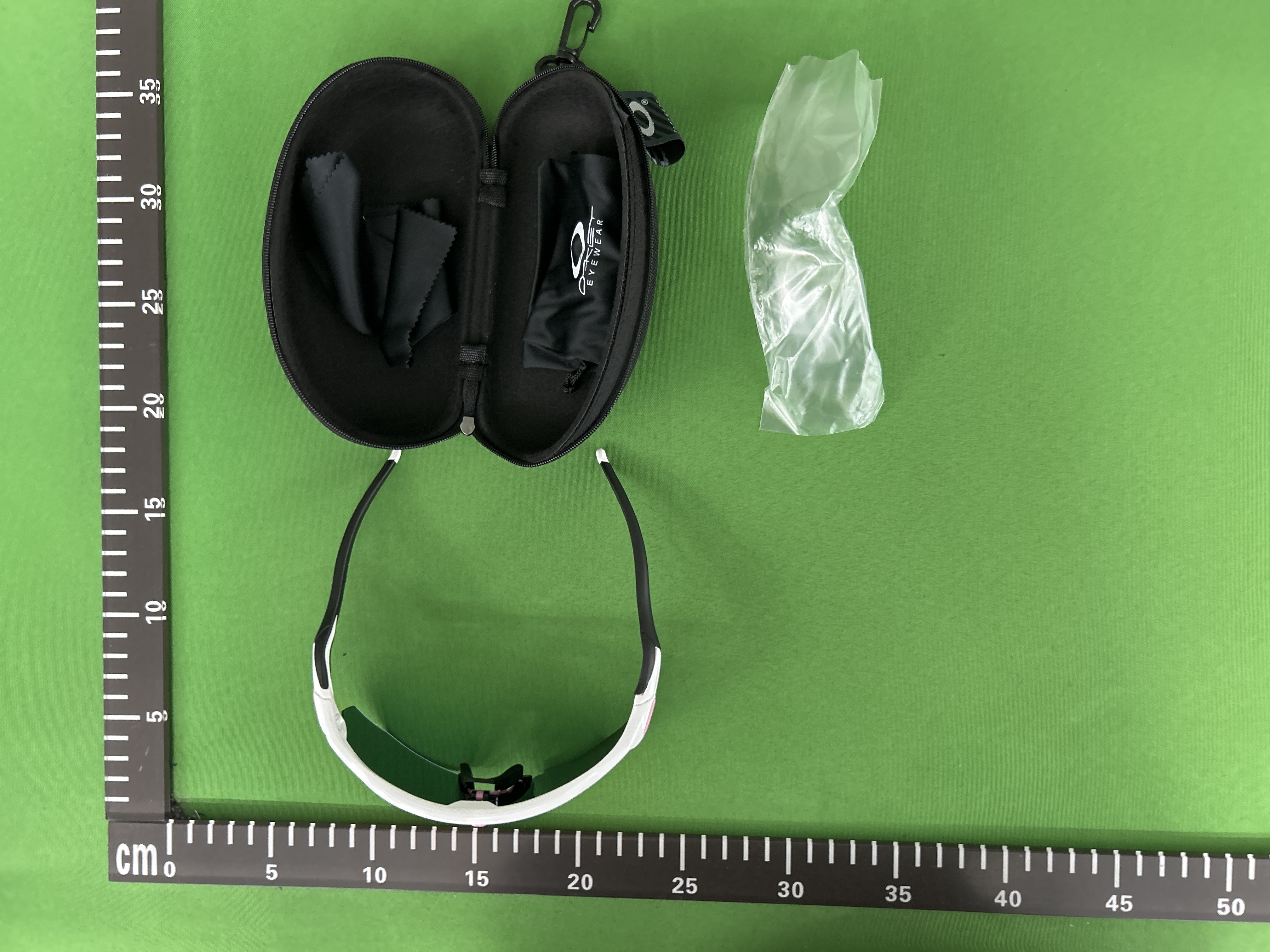 Foto QC 6 de Oakley Radar EV Path O-Matter Sunglasses Polished Black Blue (OO9208)