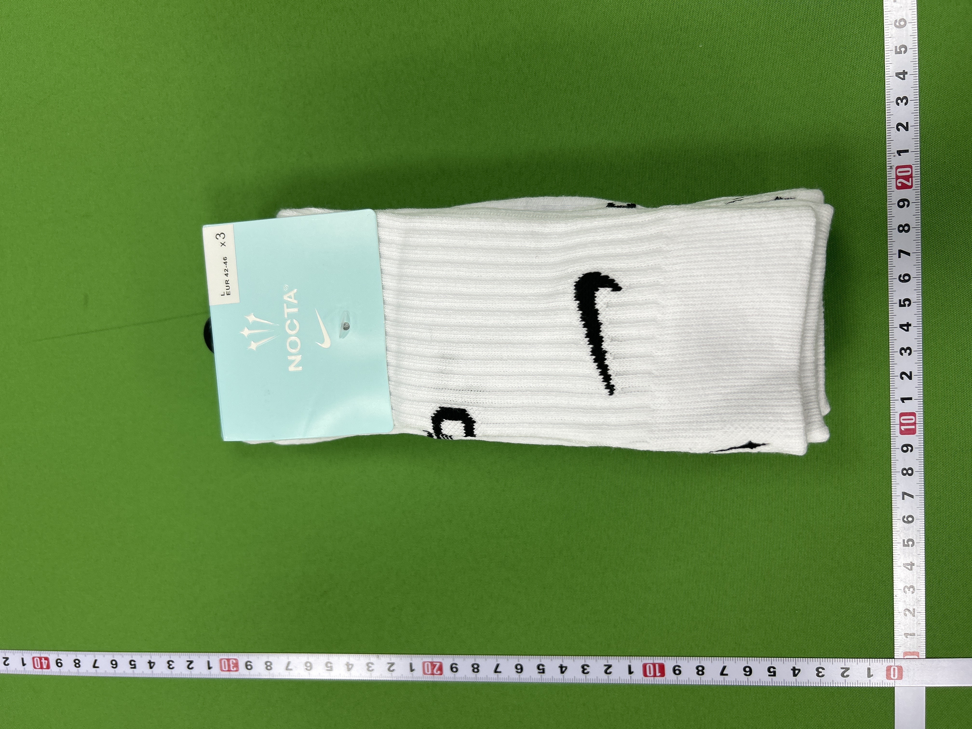 Foto QC 8 de Who Decides War Crew Socks W.D.W. C.L. White