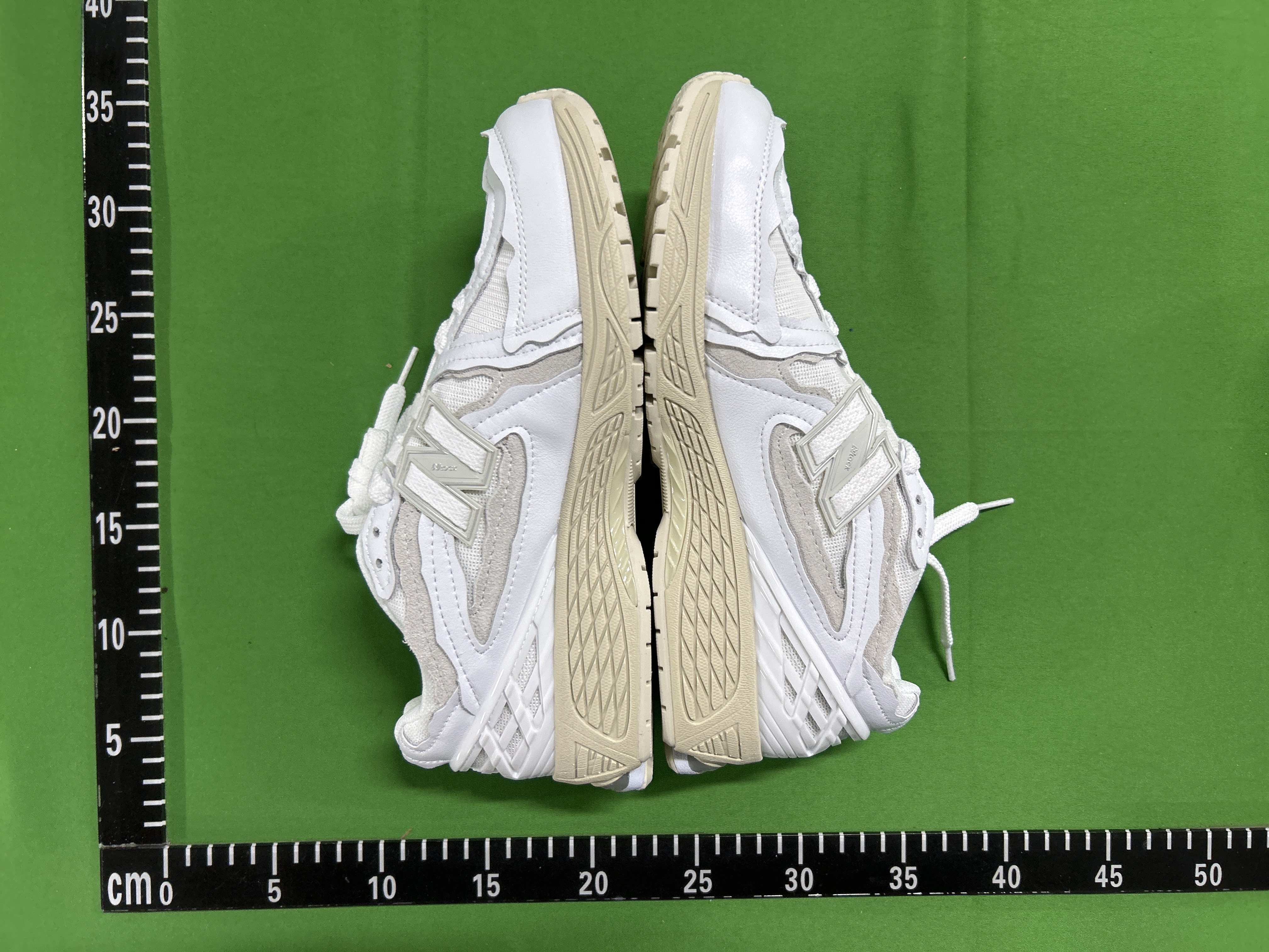 Foto QC 4 de New Balance 1906D Protection Pack White M1906DE