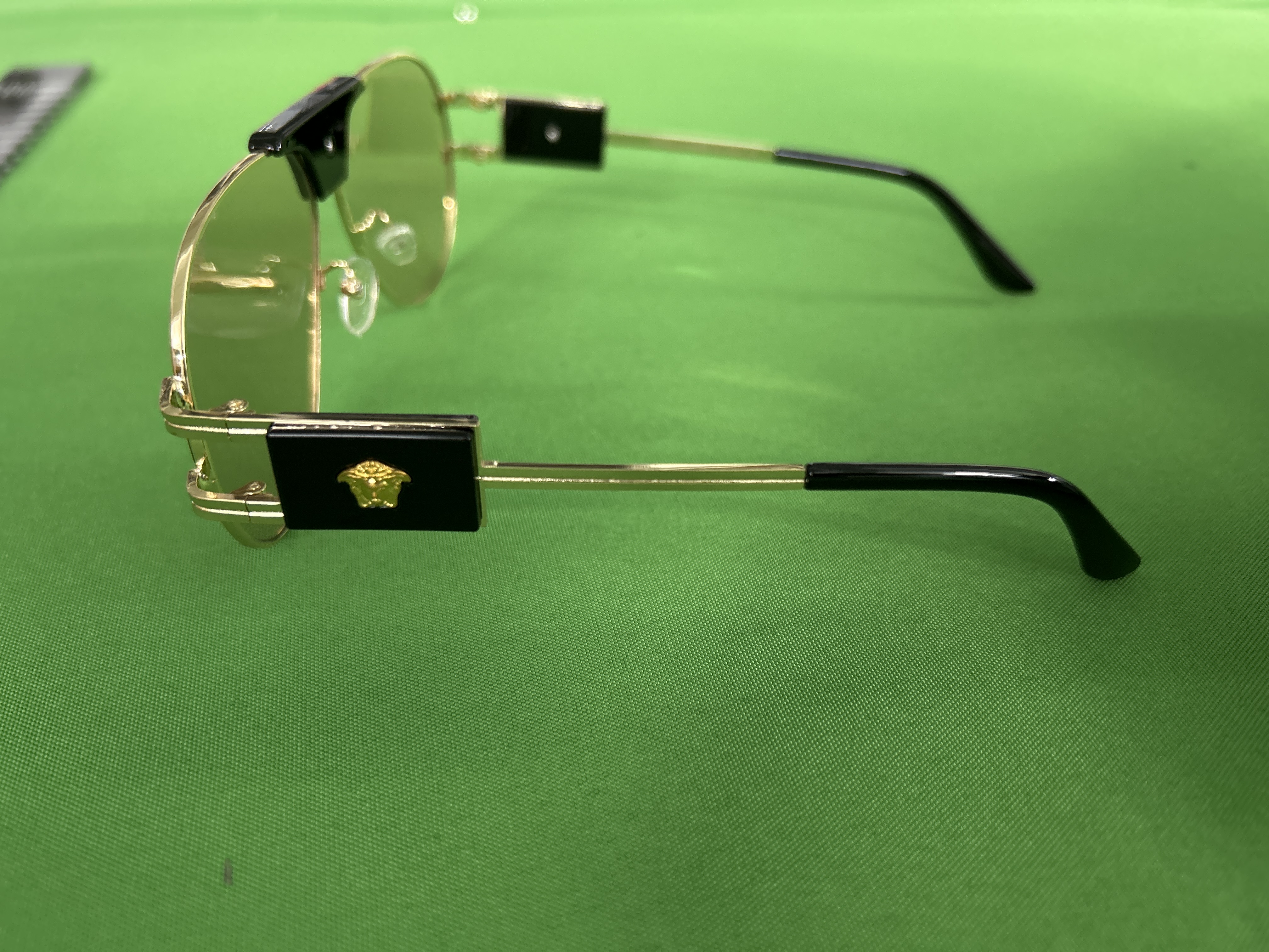 Foto QC 7 de Versace Aviator Metal Sunglasses Gold Havana Brown (K4-02531)