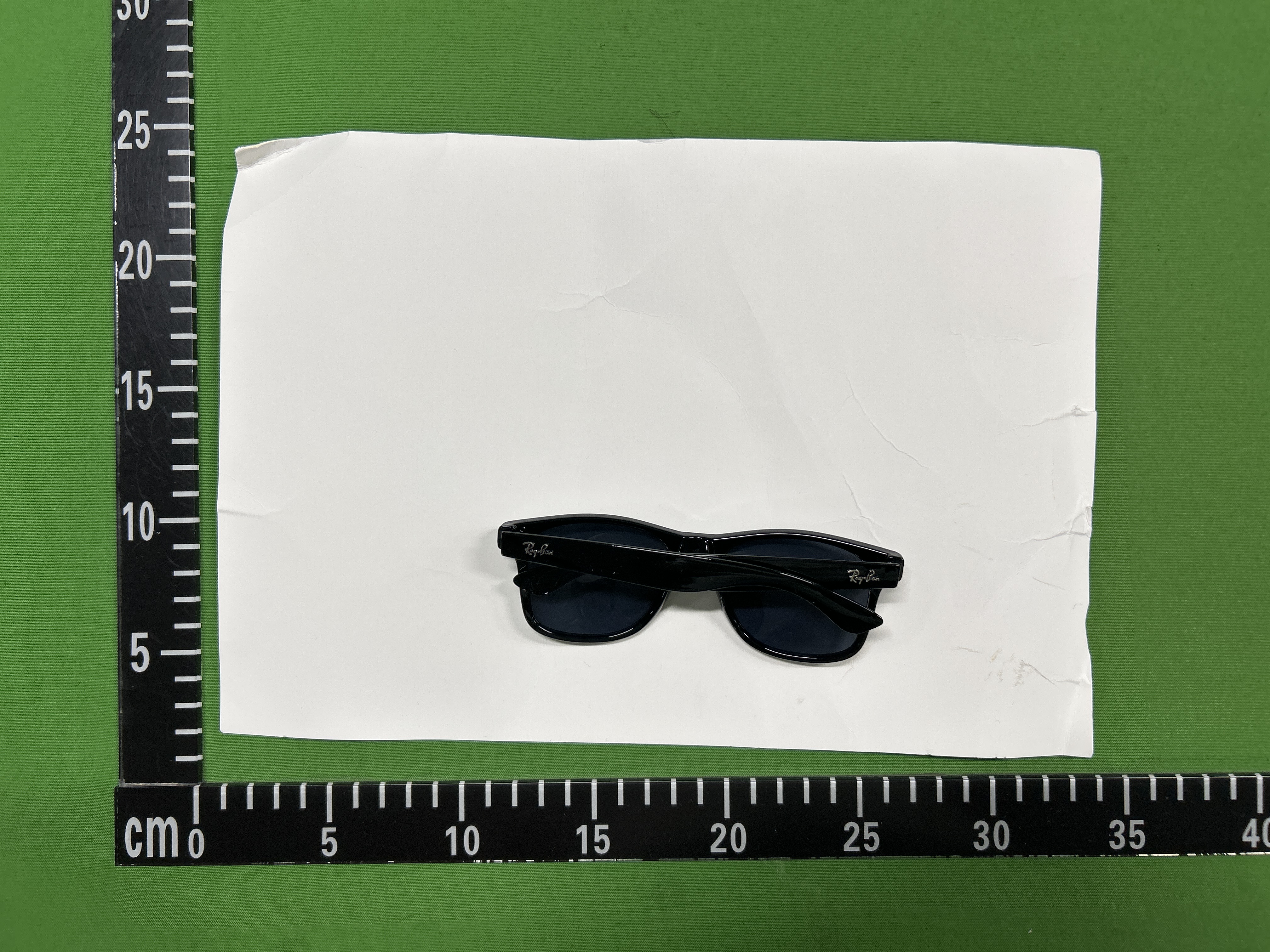 Foto QC 6 de Ray-Ban Original Wayfarer Acetate Sunglasses Black Green (RB2140 901)