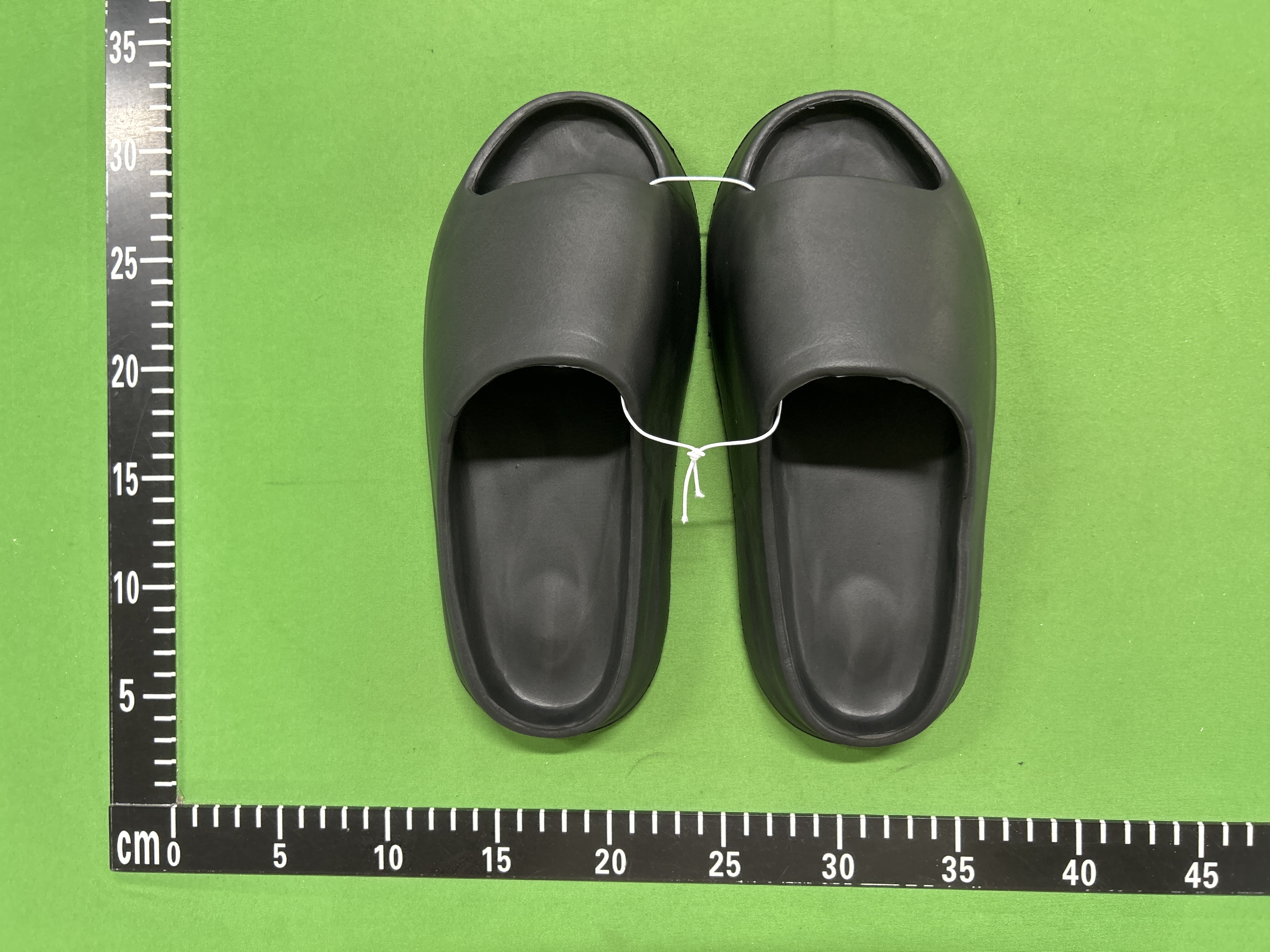 Foto QC 1 de adidas Yeezy Slide Bone