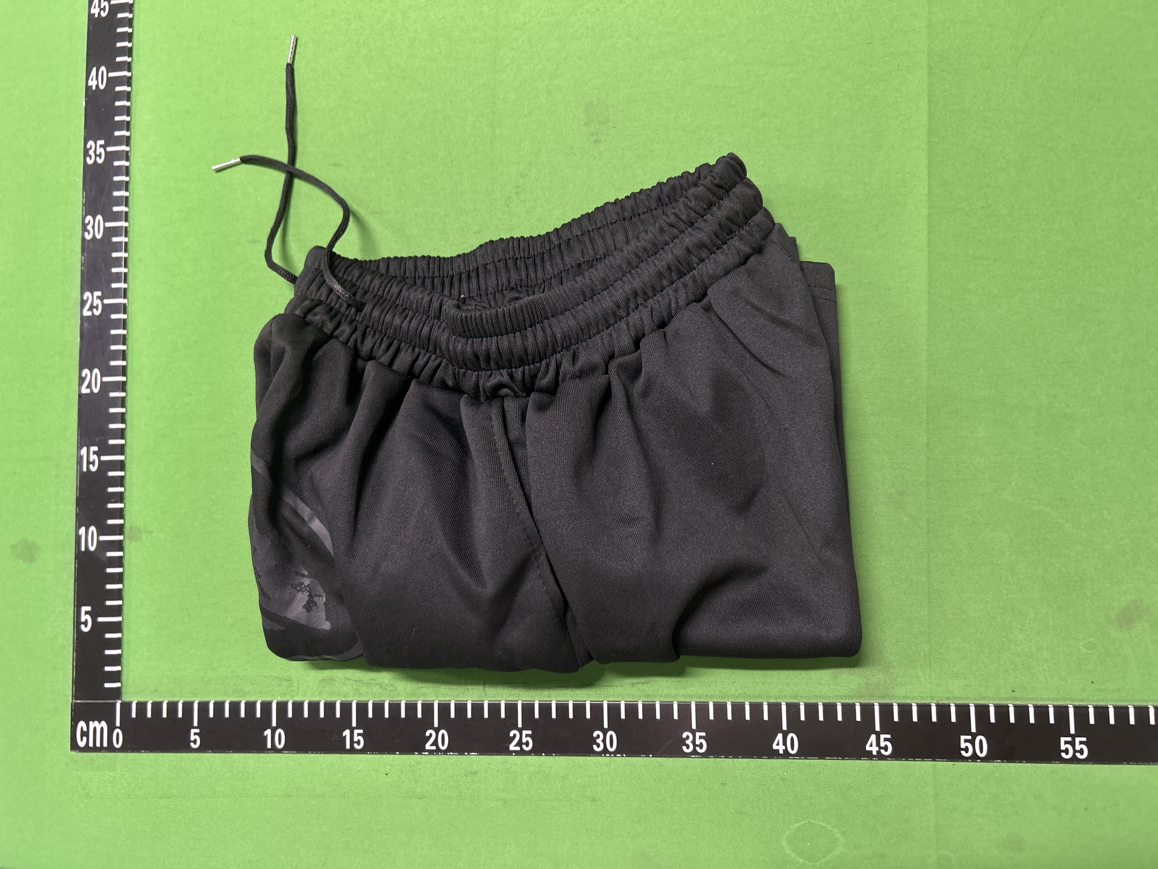 Foto QC 5 de GUERILLAZ Cargo Shorts Loose Graphic Black