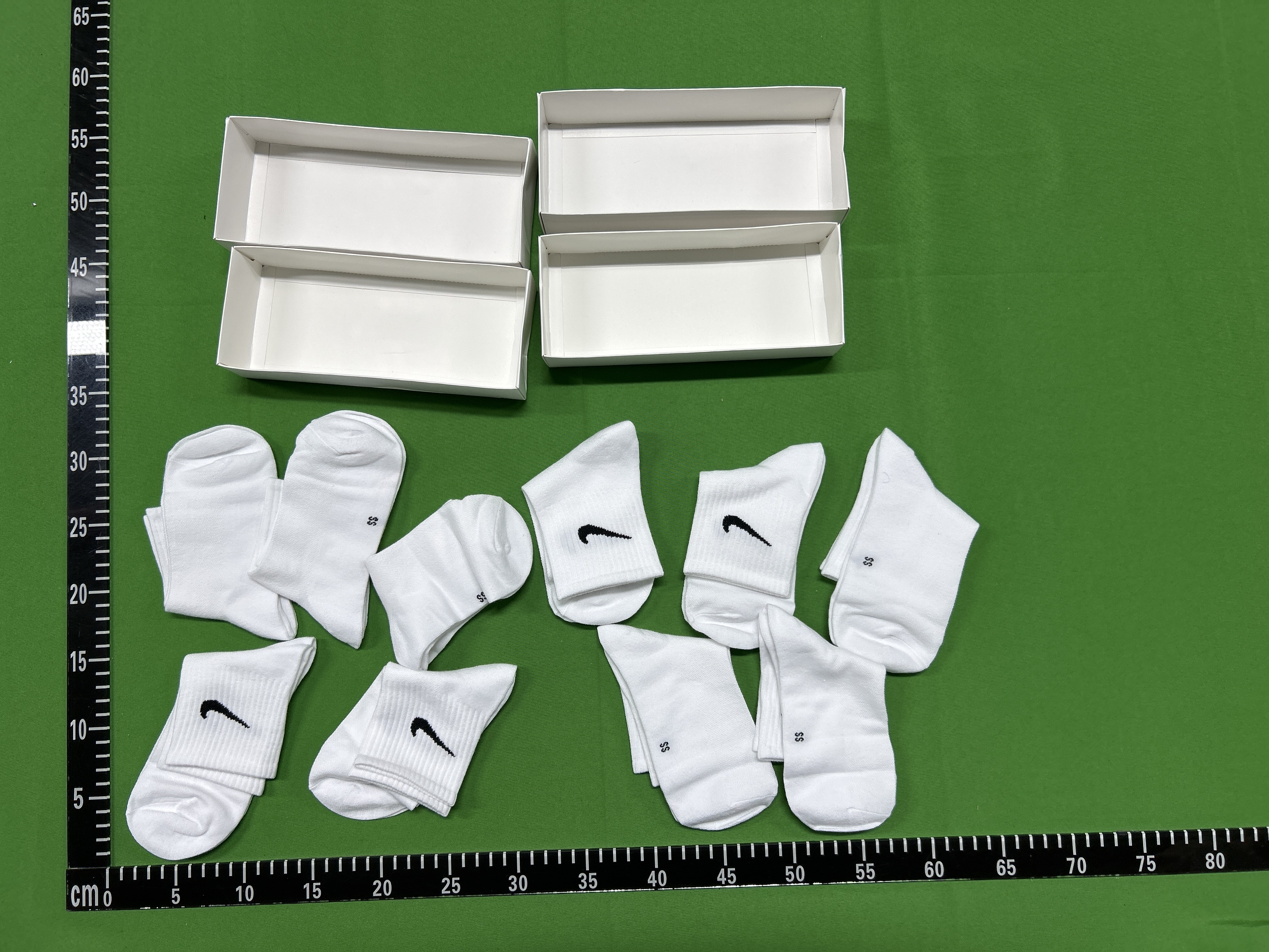 Foto QC 1 de Nike Crew Socks Everyday Cushioned Black White Grey