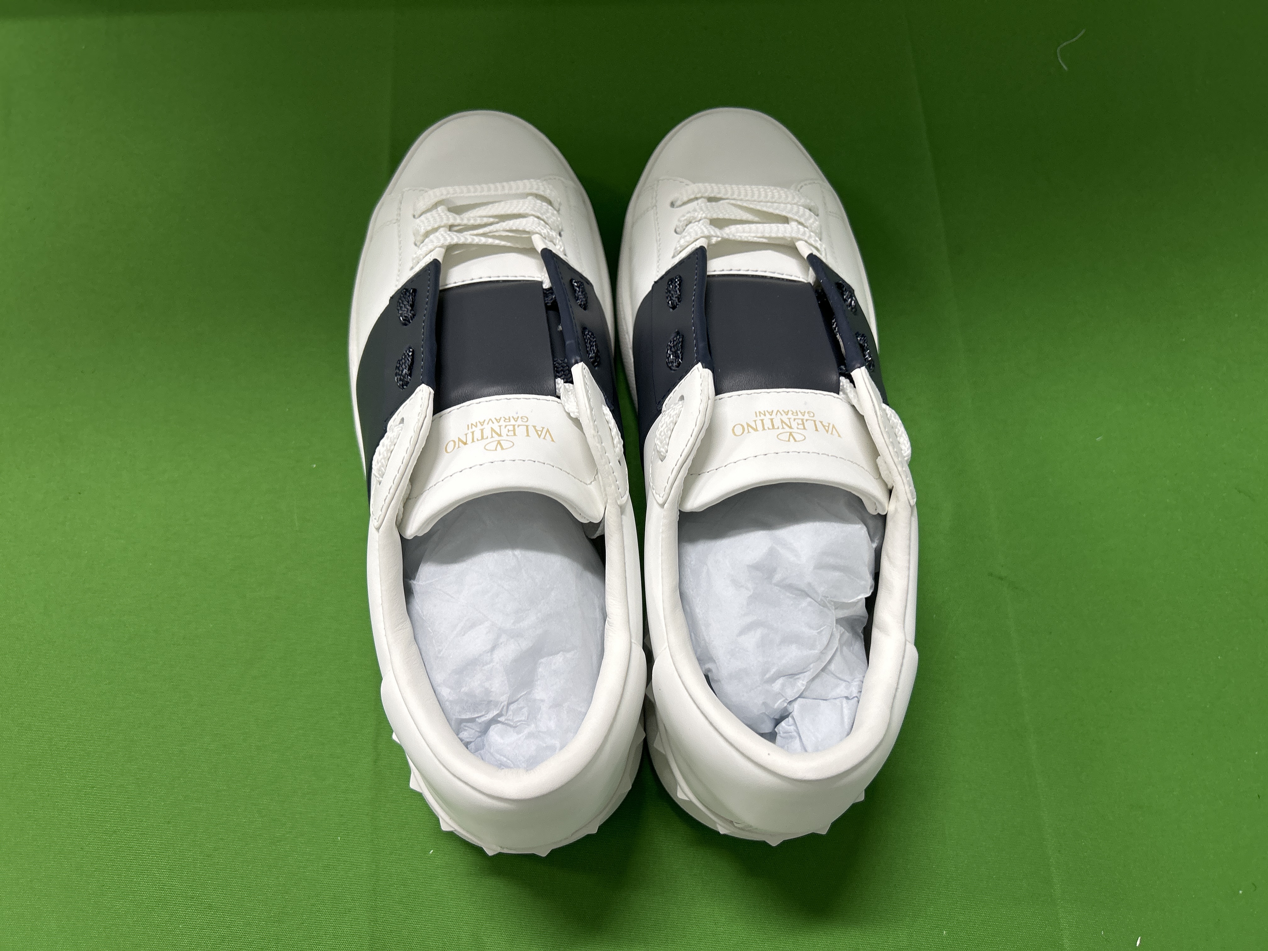 Foto QC 1 de Valentino Open Leather Low-top Sneakers Black Band