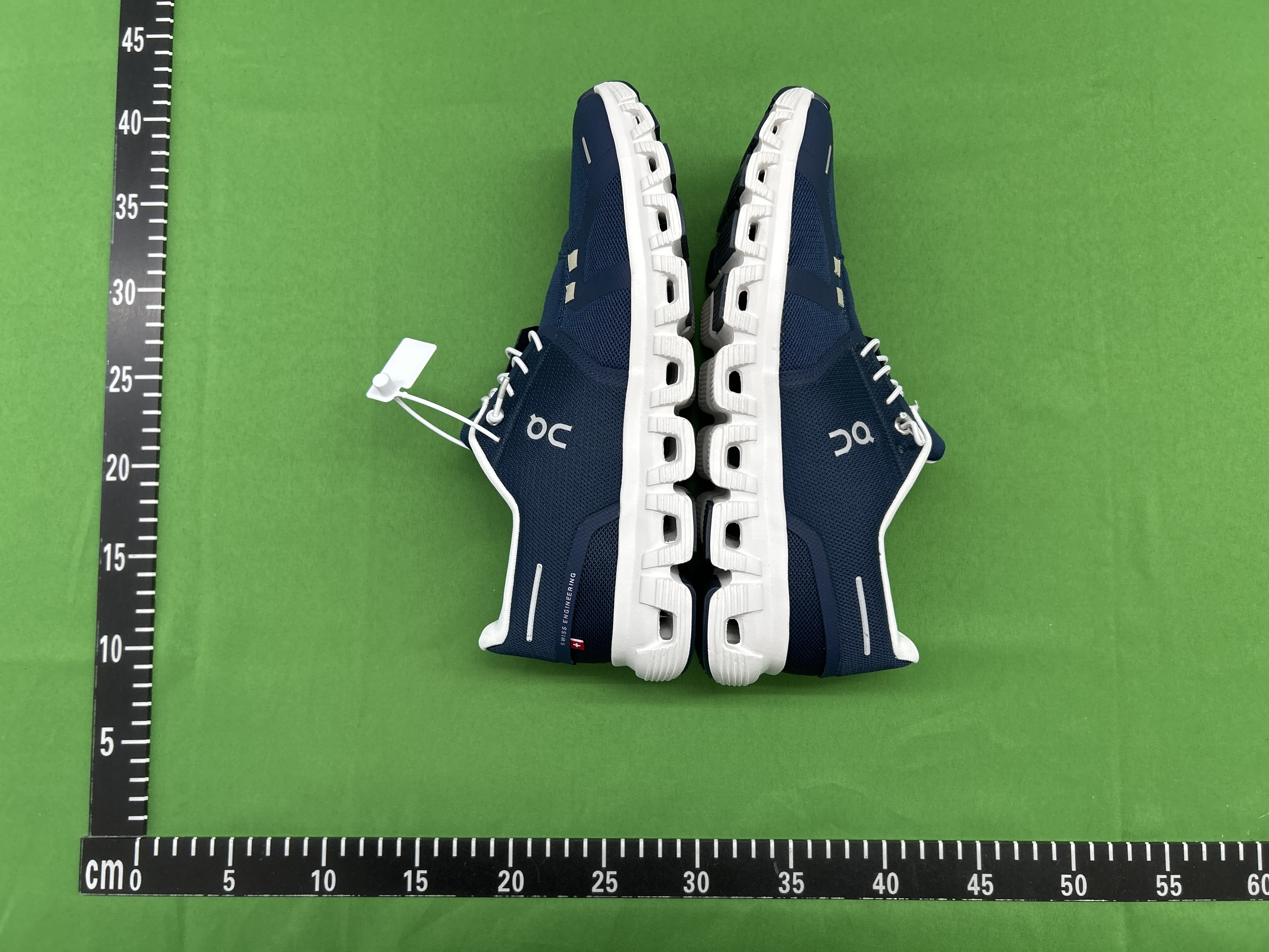 Foto QC 5 de On Cloud 6 Low Midnight White 3MF10070692