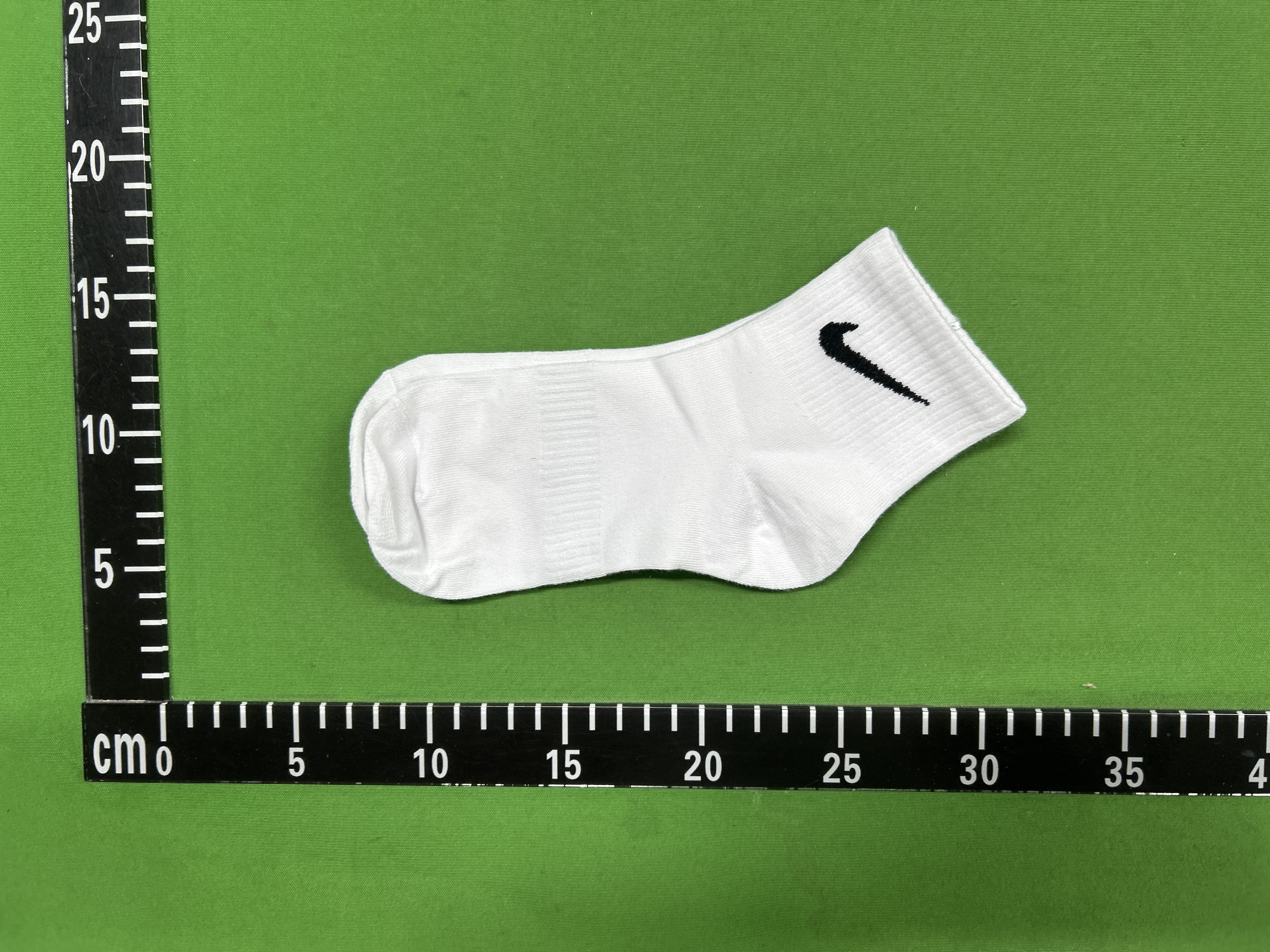Foto QC 6 de Nike Crew Socks Cotton Ribbed Black White Grey
