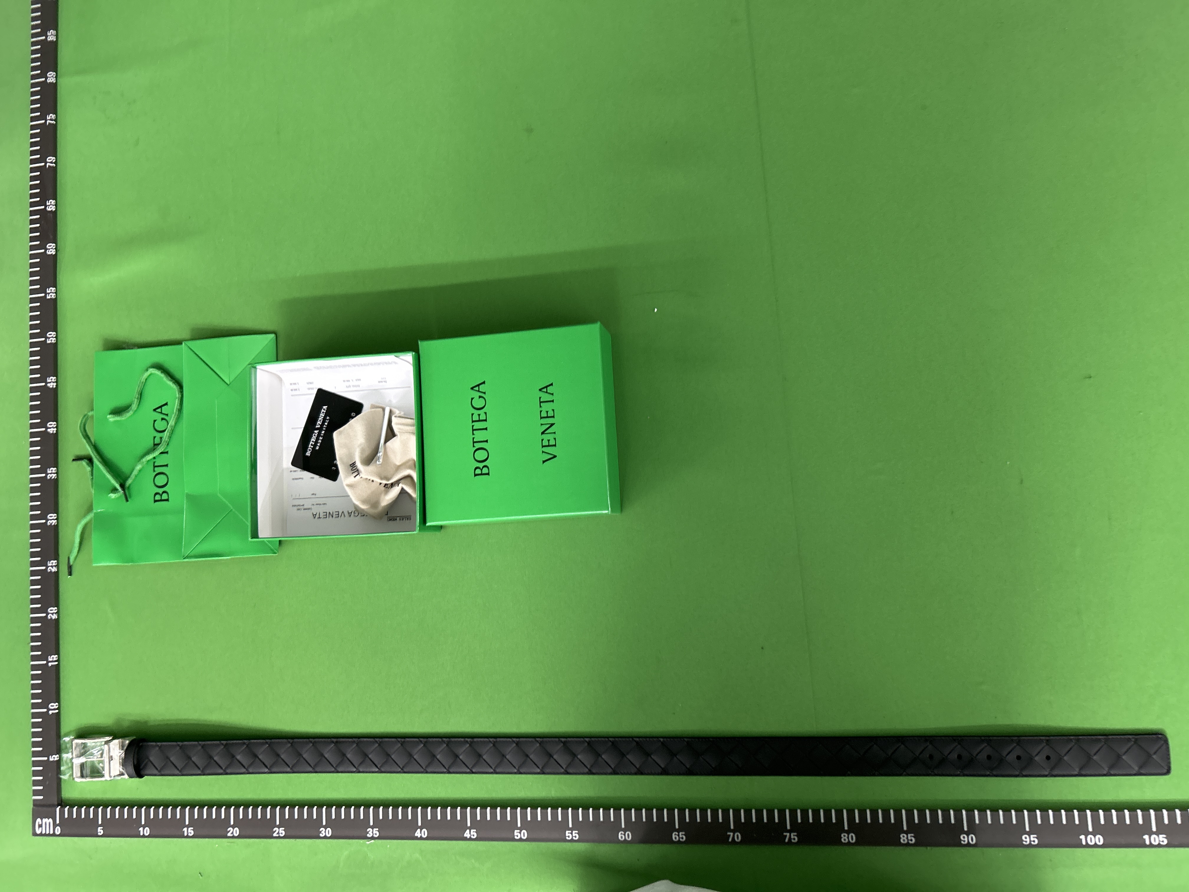 Foto QC 2 de Bottega Veneta Intrecciato Reversible Belt Navy Red