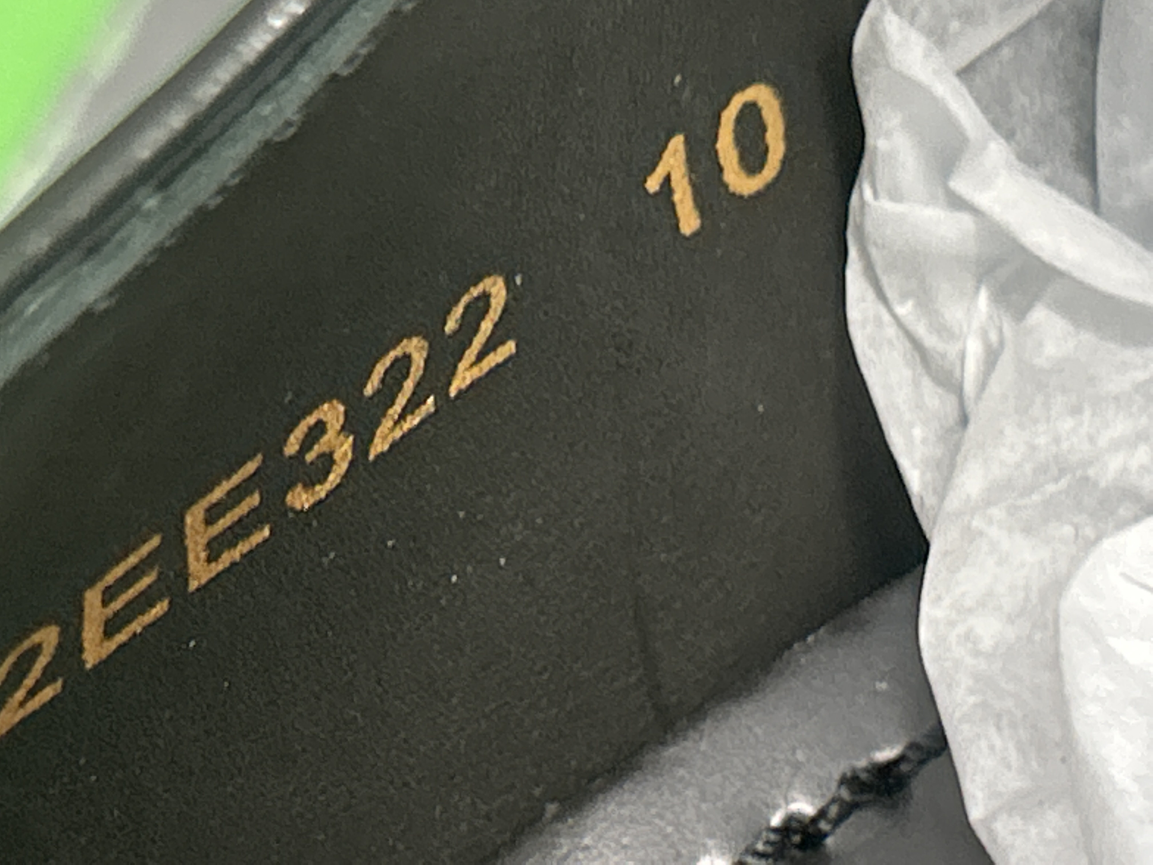 Foto QC 7 de Prada Chocolate Brushed Leather Loafers Triangle Logo Black