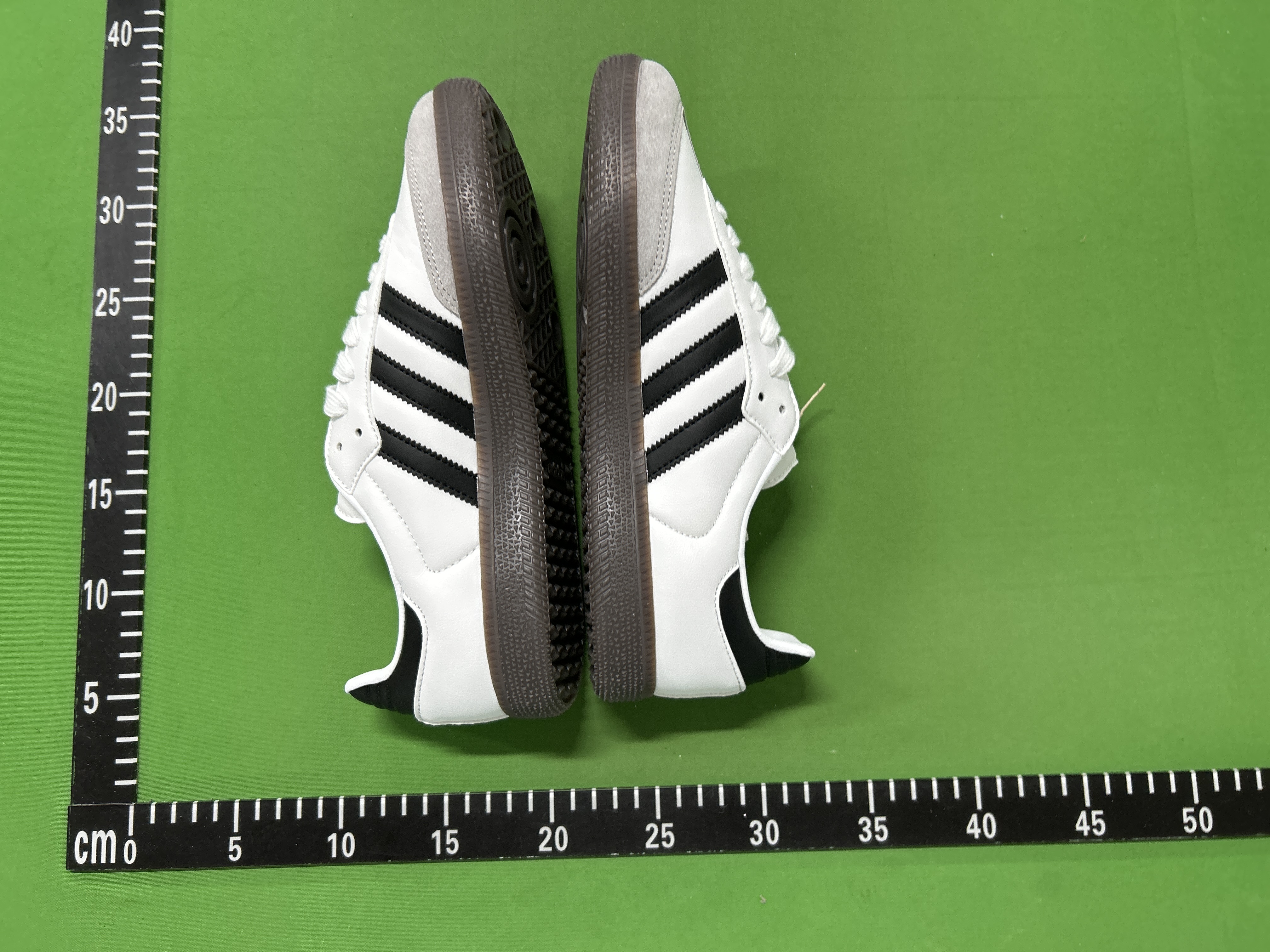 Foto QC 4 de adidas Gazelle Indoor Sporty & Rich Collegiate Green IE7002