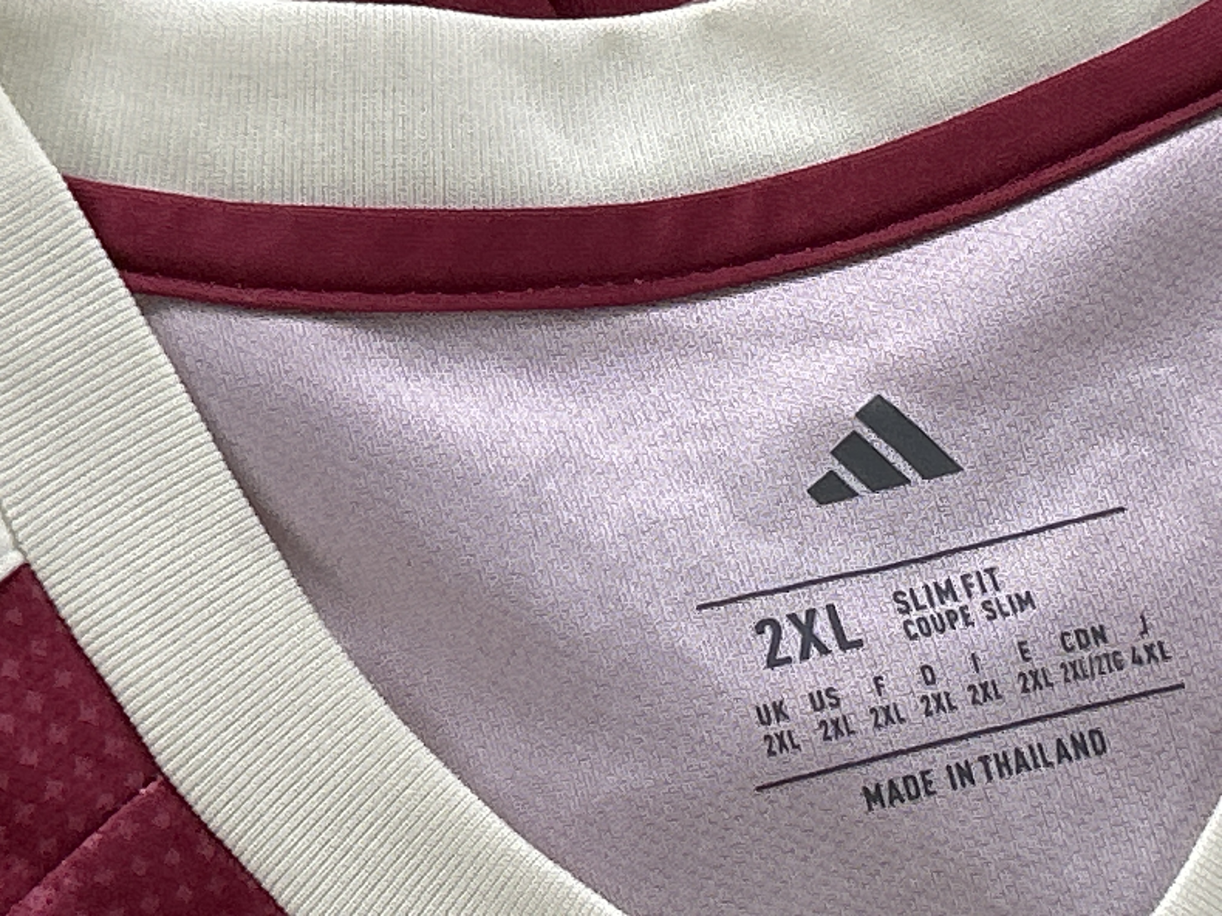 Foto QC 6 de adidas x Real Madrid 2026/27 Away Jersey Aurora Ivy